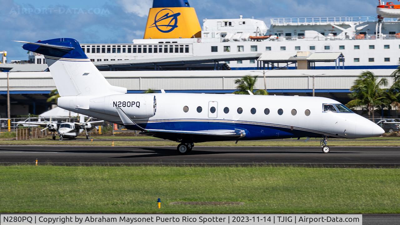 N280PQ, , Landing on runway 9