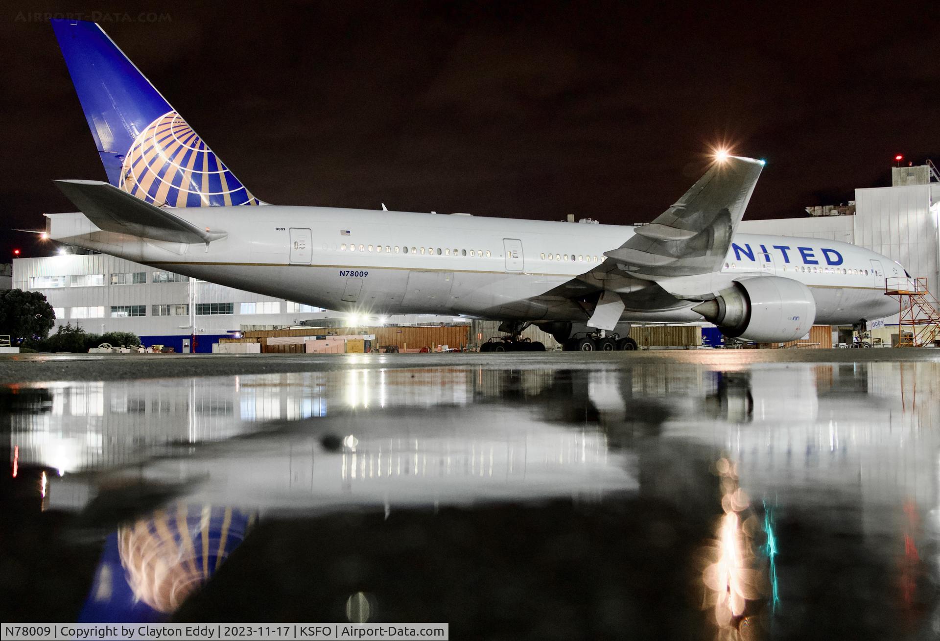 N78009, 1999 Boeing 777-224 C/N 29479, SFO 2023.
