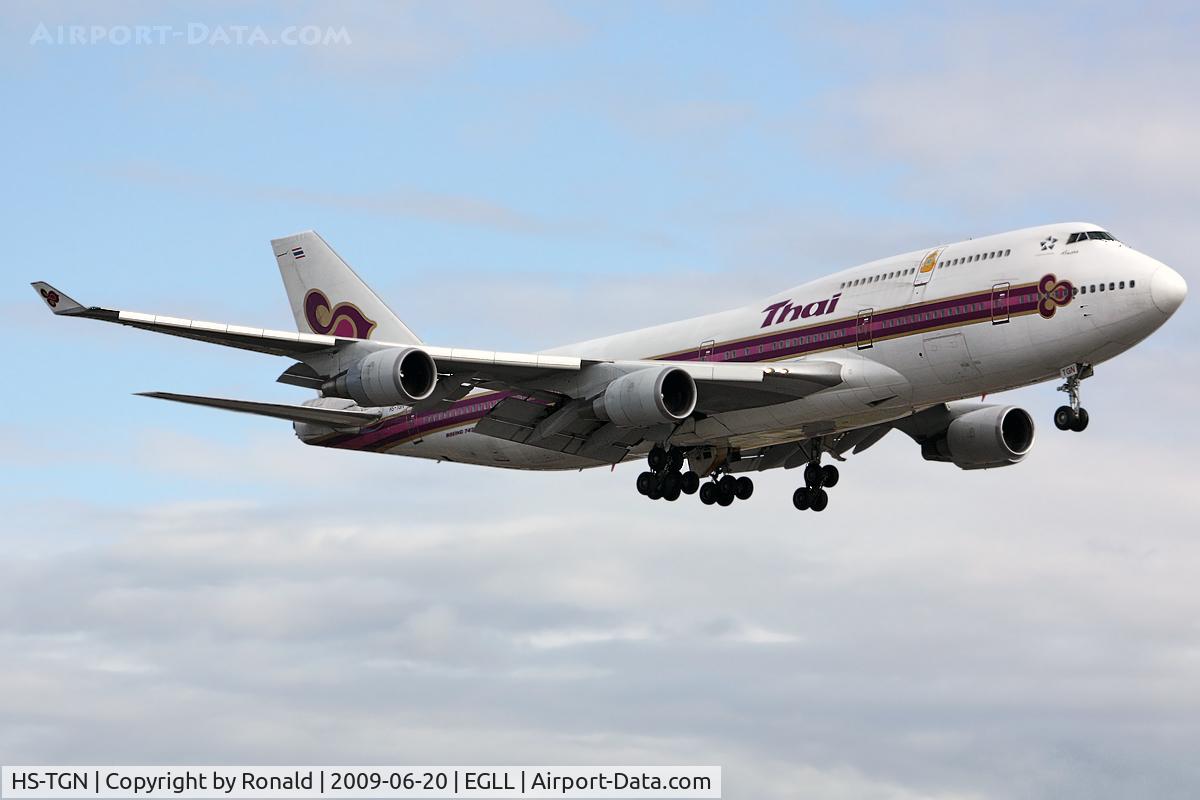 HS-TGN, 1992 Boeing 747-4D7 C/N 26615, at lhr