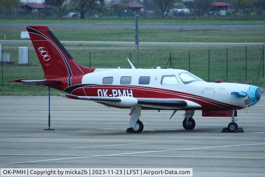 OK-PMH, 2017 Piper PA-46-600TP Meridian M600 C/N 4698040, Stored