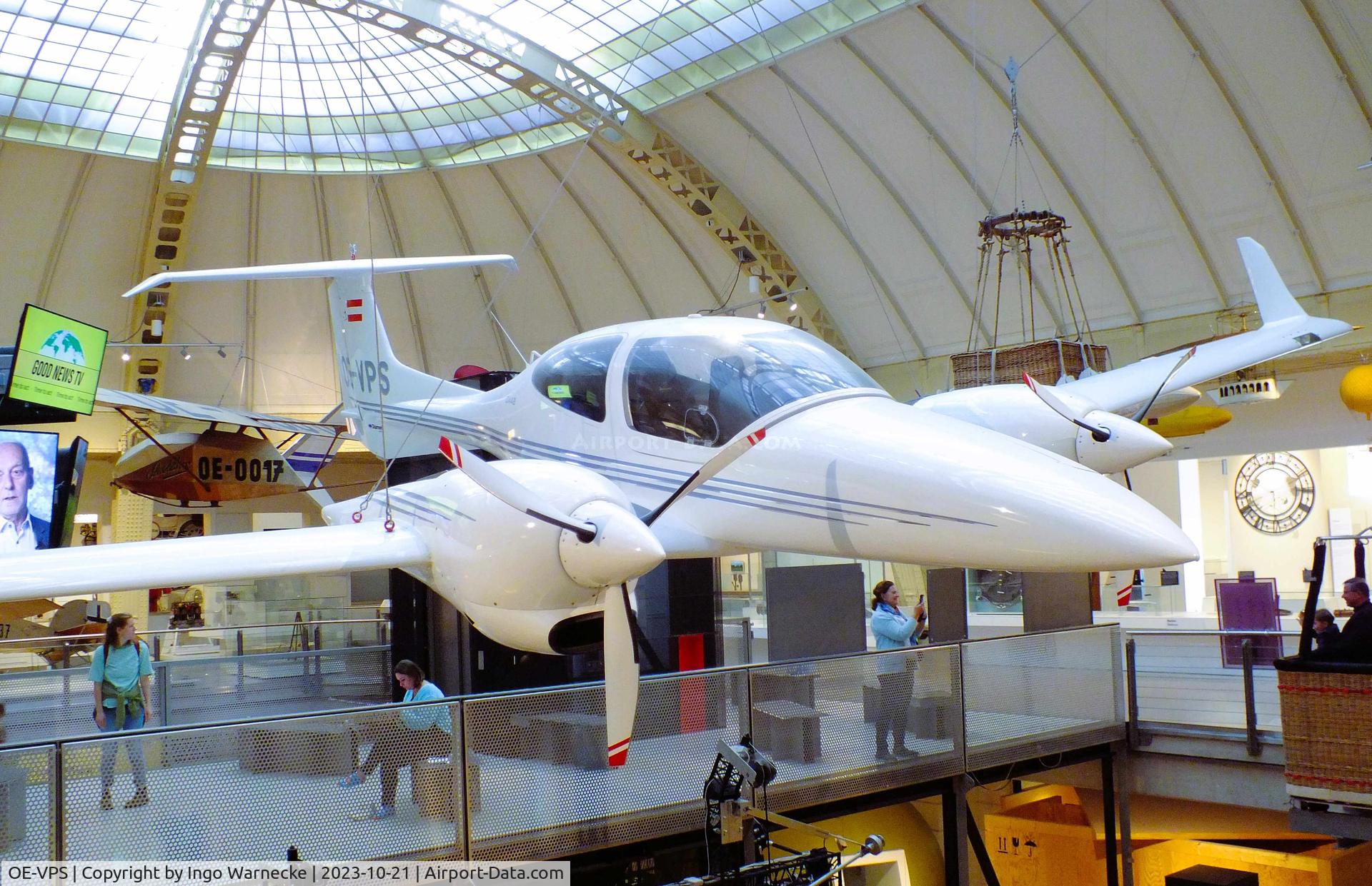 OE-VPS, Diamond DA-42-180 Twin Star C/N 42.001, Diamond DA42-180 first prototype at the Technisches Museum Wien (Vienna Technical Museum)