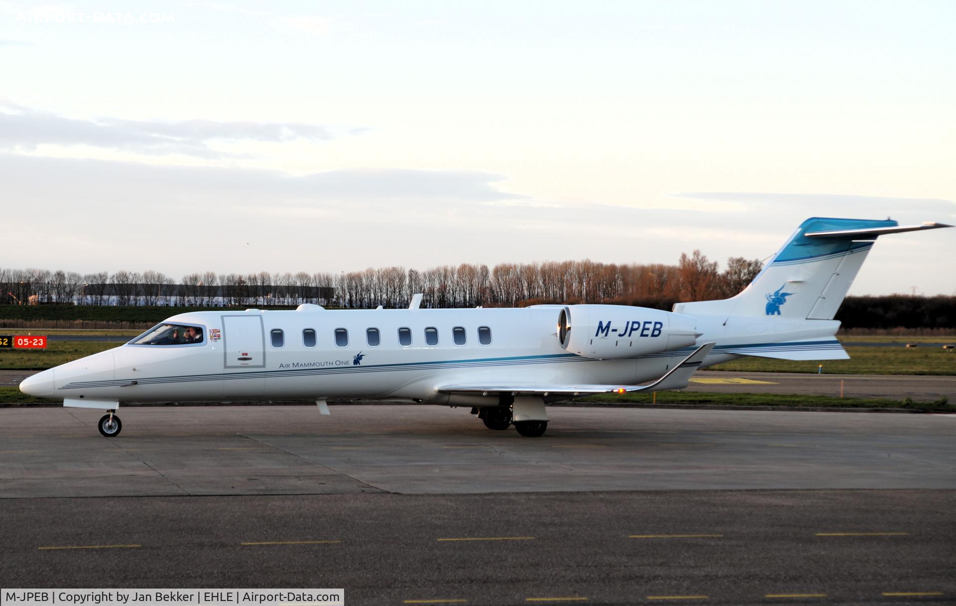 M-JPEB, 2016 Learjet 75 C/N 45-529, Lelystad Airport