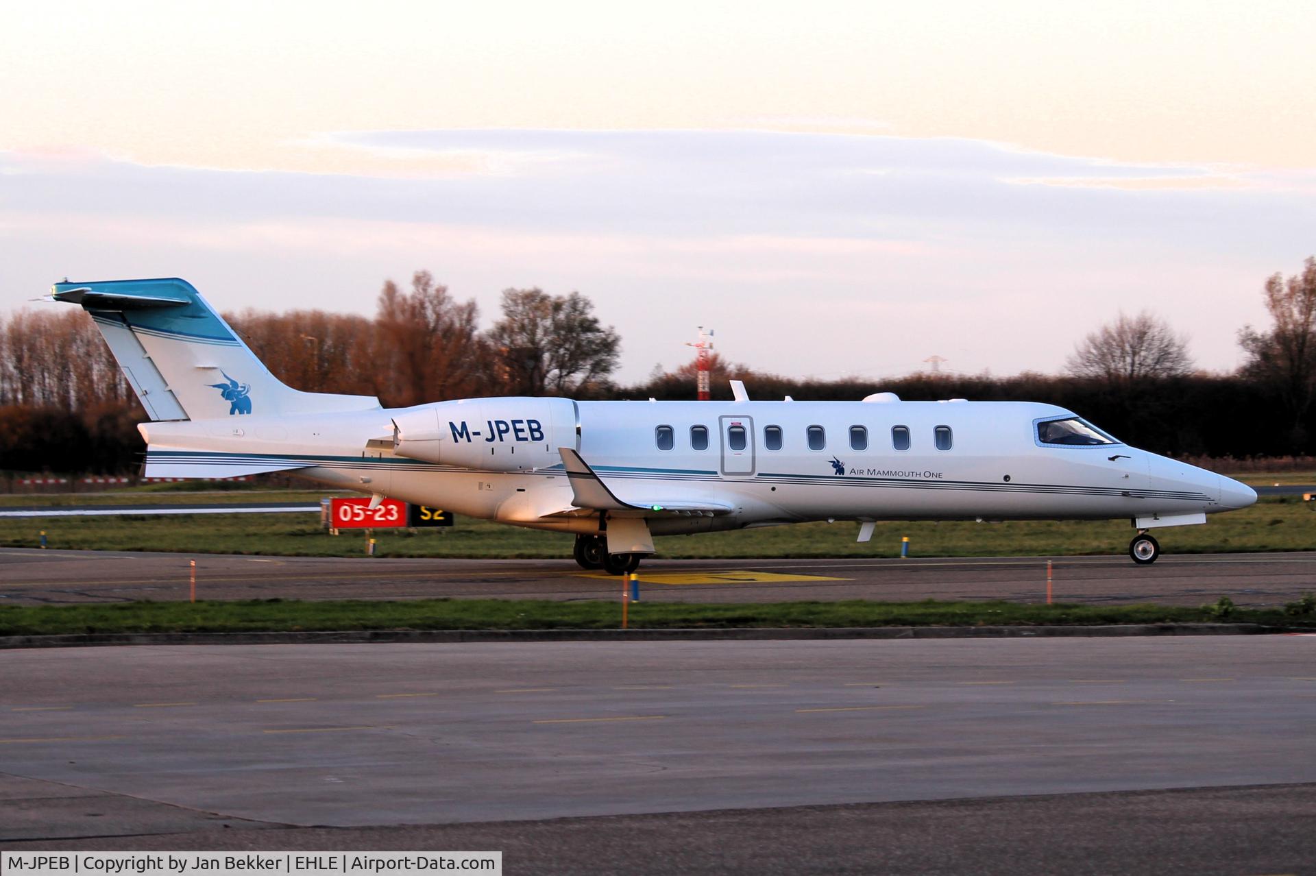 M-JPEB, 2016 Learjet 75 C/N 45-529, Lelystad Airport