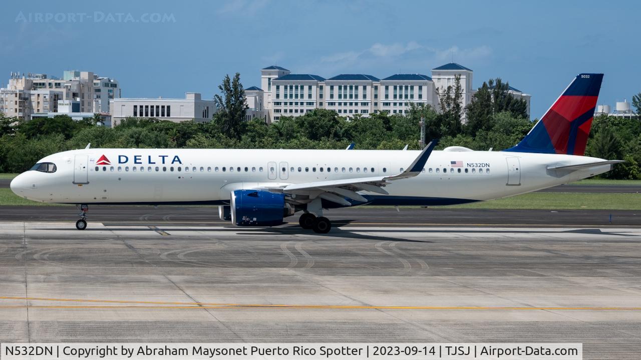 N532DN, 2023 Airbus A321-271NX C/N 11279, Taxing for departure