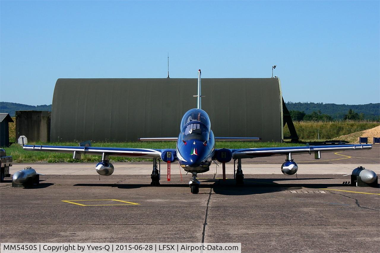 MM54505, Aermacchi MB-339A C/N 6716/111/AA053, Aermacchi MB-339PAN, N°5 of Frecce Tricolori Aerobatic Team 2015, Flight line, Luxeuil-Saint Sauveur Air Base 116 (LFSX)