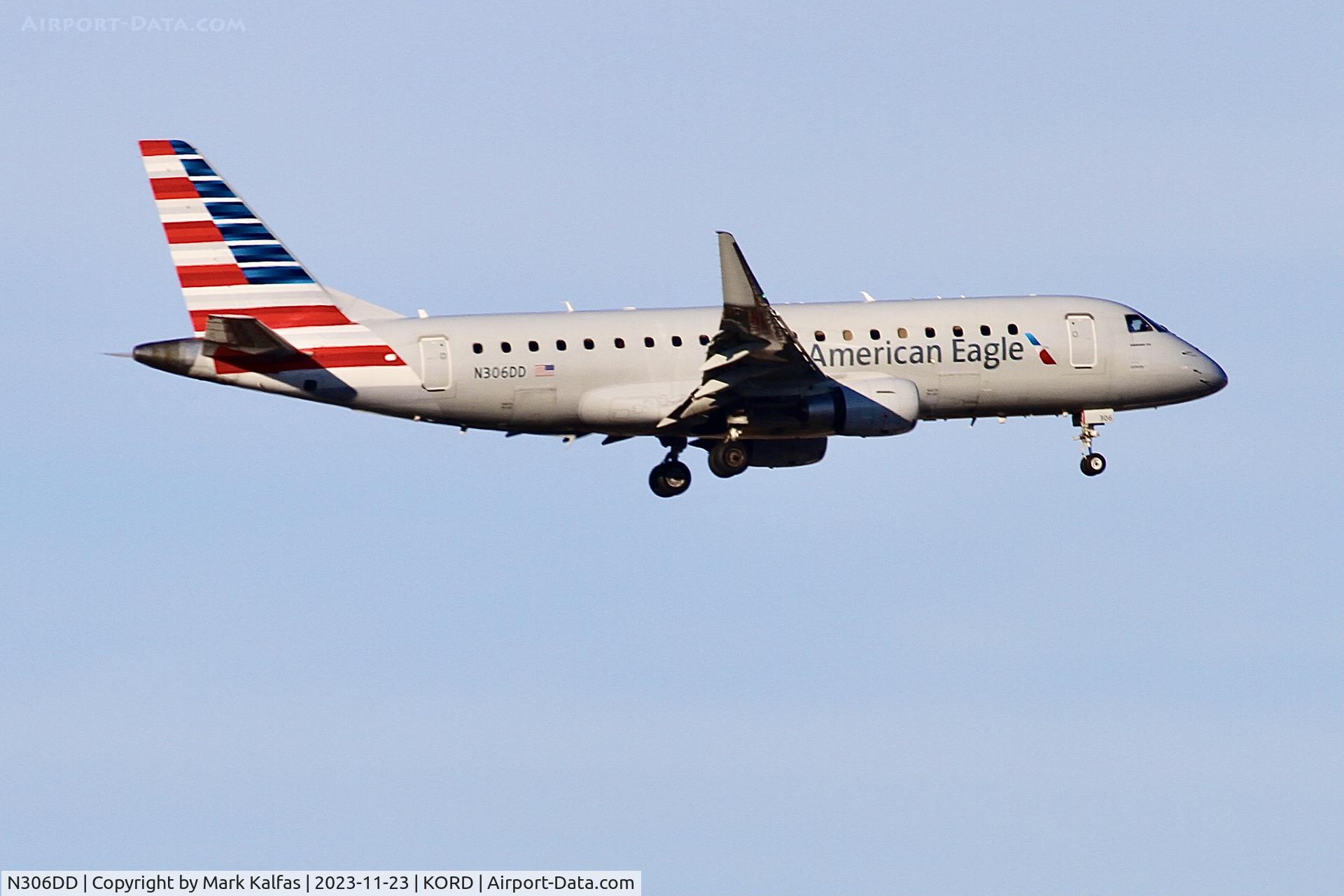 N306DD, 2020 Embraer ERJ 170-200 LR C/N 17000851, ENVOY/AMERICAN EAGLE E170 N306DD ENY3931 KCHS-KORD, RWY 10C APP