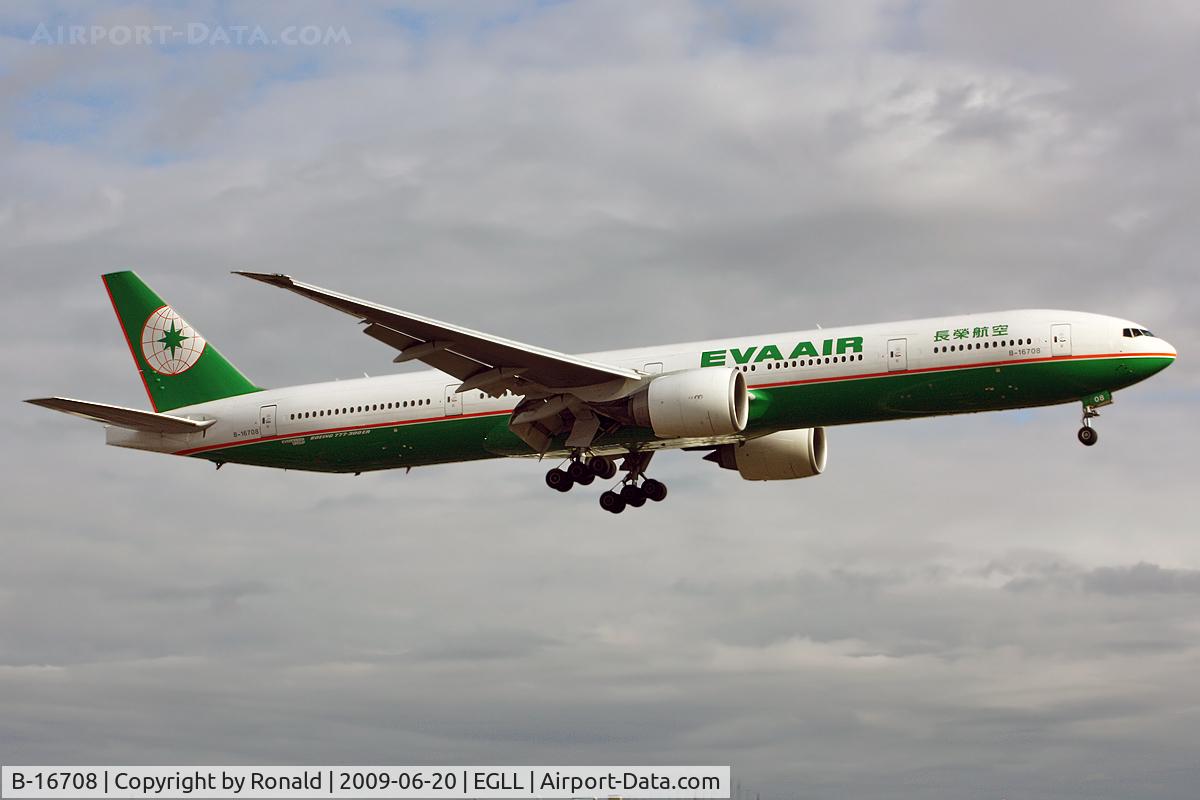 B-16708, 2007 Boeing 777-35E/ER C/N 33752, at lhr
