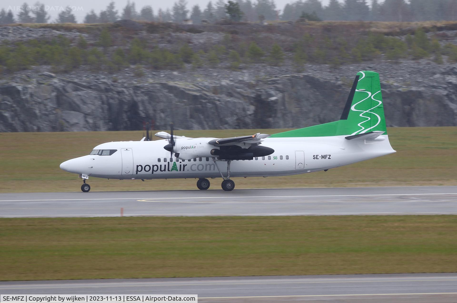 SE-MFZ, 1989 Fokker 50 C/N 20159, RWY 01R