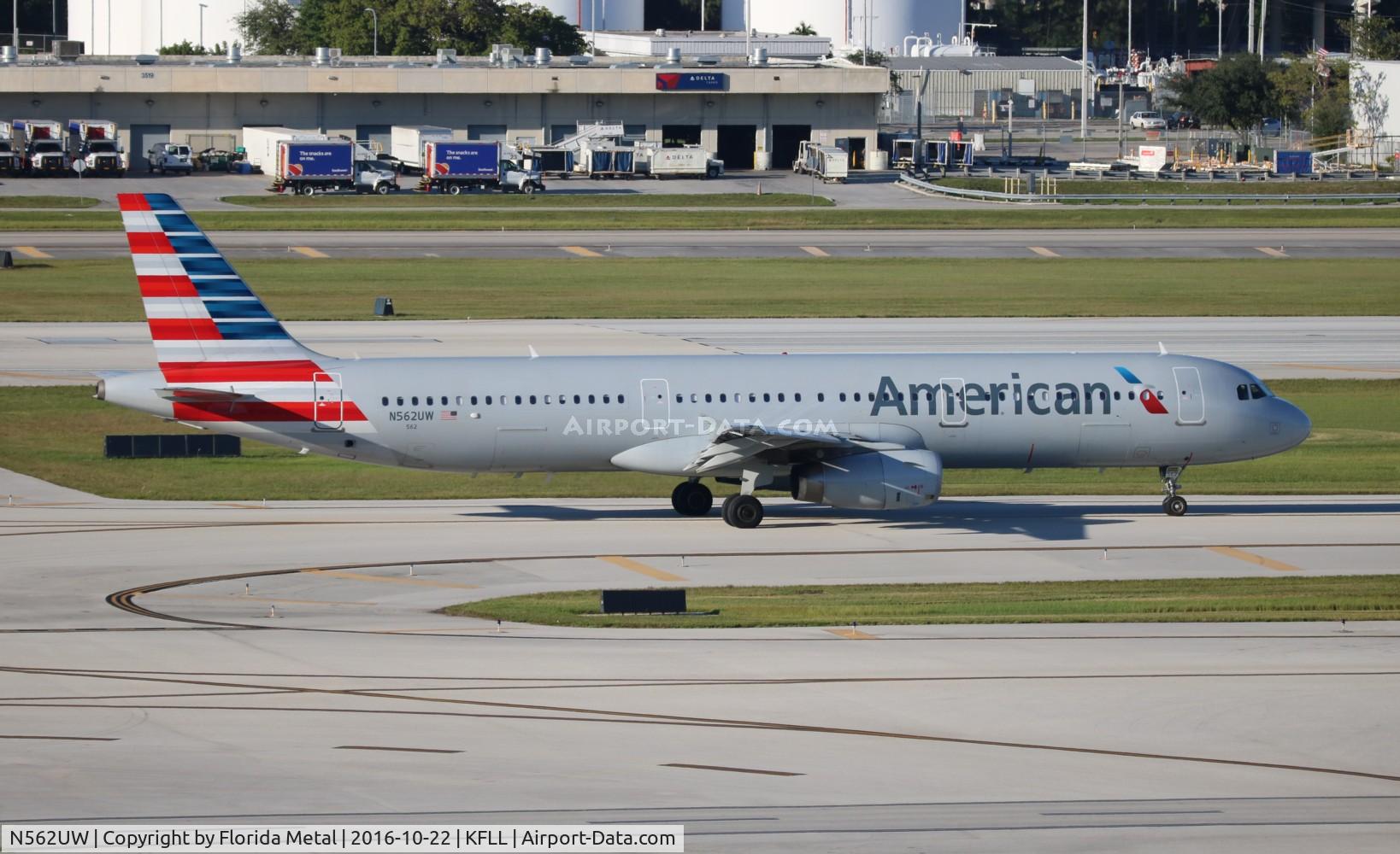 N562UW, 2012 Airbus A321-231 C/N 5332, AAL A321 zx FLL-KORD