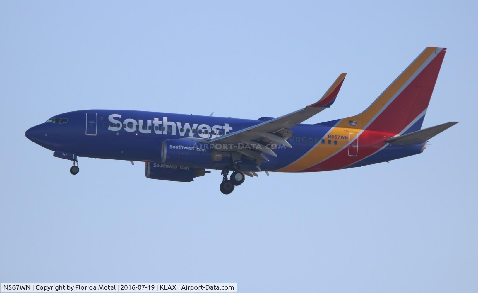 N567WN, 2002 Boeing 737-7CT C/N 32747, SWA 737 nc zx