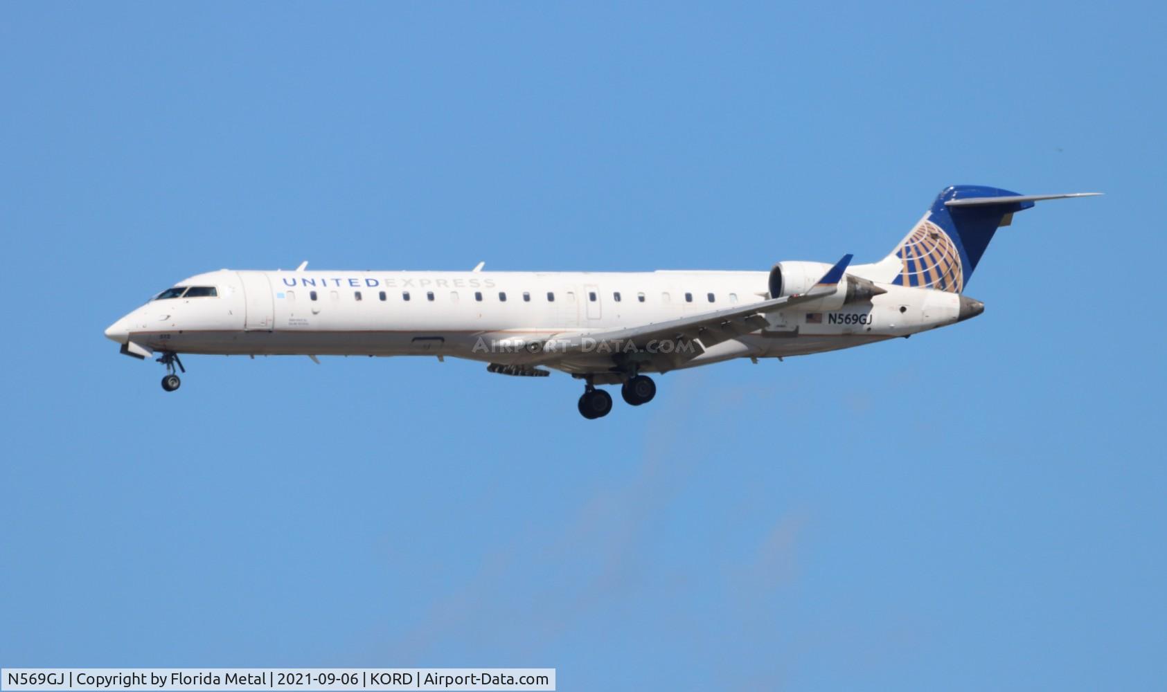 N569GJ, 2003 Bombardier CRJ-700 (CL-600-2C10) Regional Jet C/N 10109, GJS/UE CRJ7 oc zx KGRR-ORD