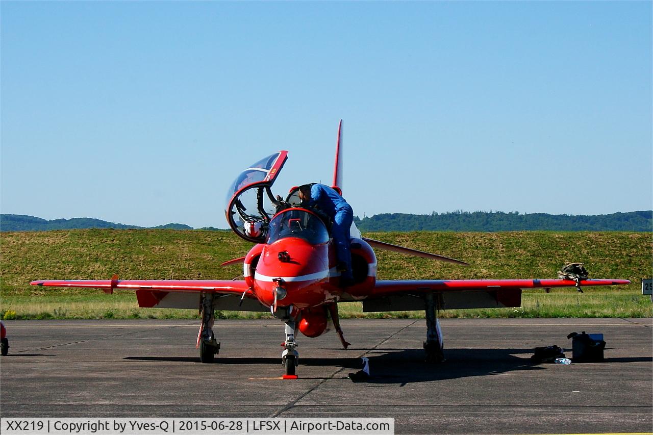 XX219, 1978 Hawker Siddeley Hawk T.1A C/N 055/312055, Red Arrows Hawker Siddeley Hawk T.1, Flight line, Luxeuil-St Sauveur Air Base 116 (LFSX)