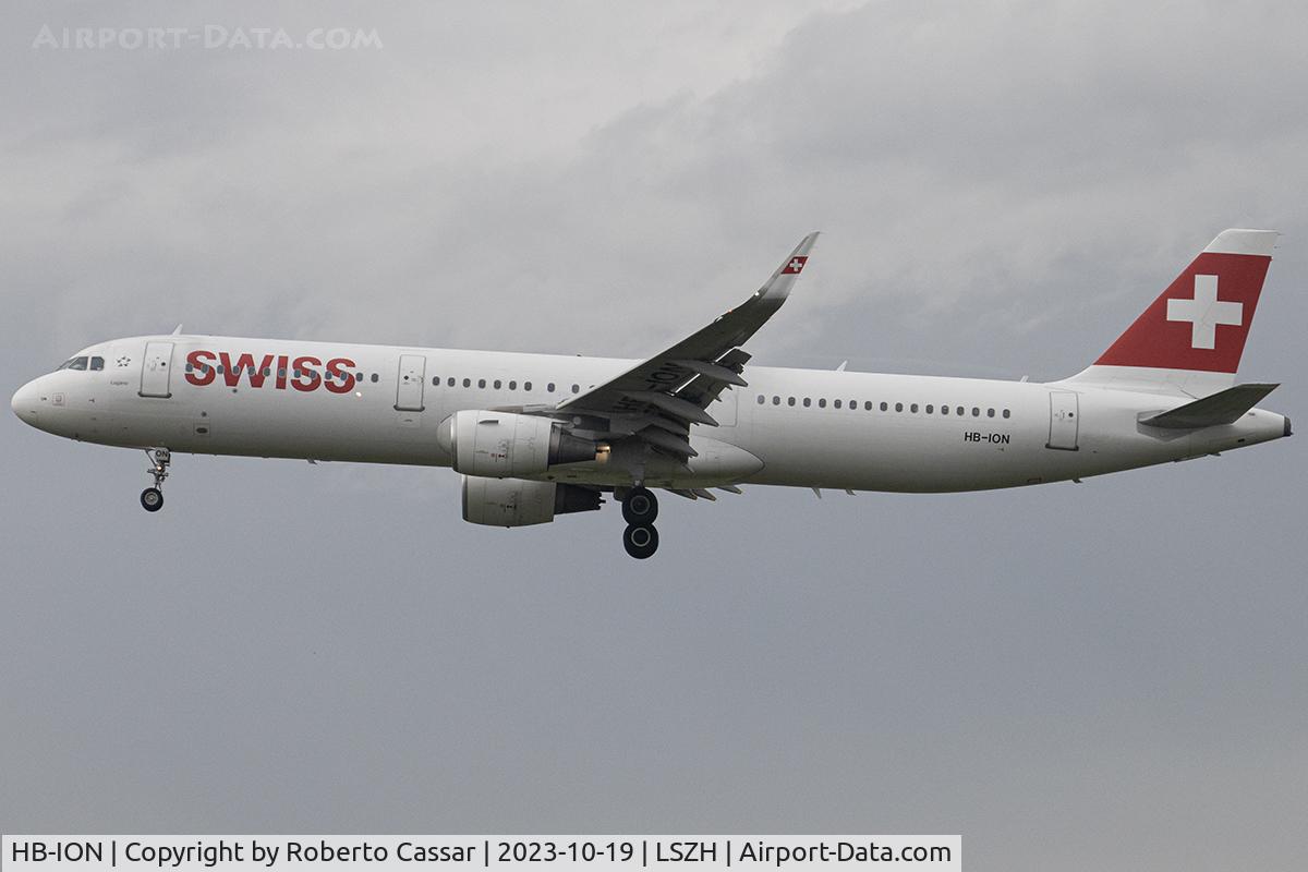 HB-ION, 2013 Airbus A321-212 C/N 5567, Zurich Airport