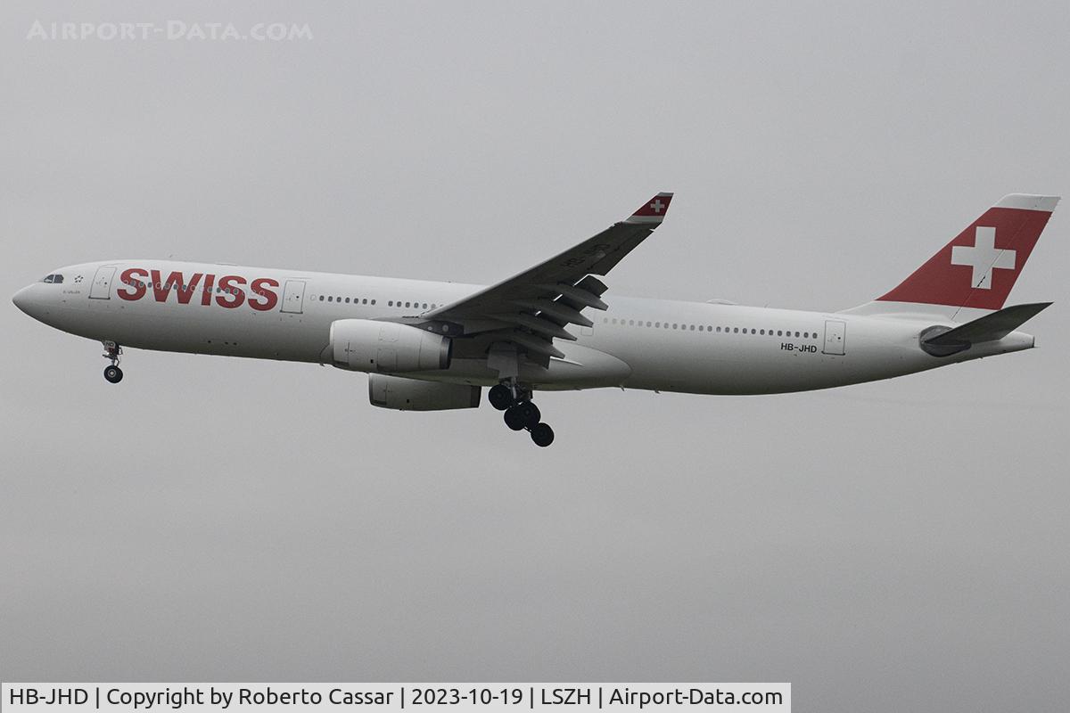 HB-JHD, 2009 Airbus A330-343 C/N 1026, Zurich Airport