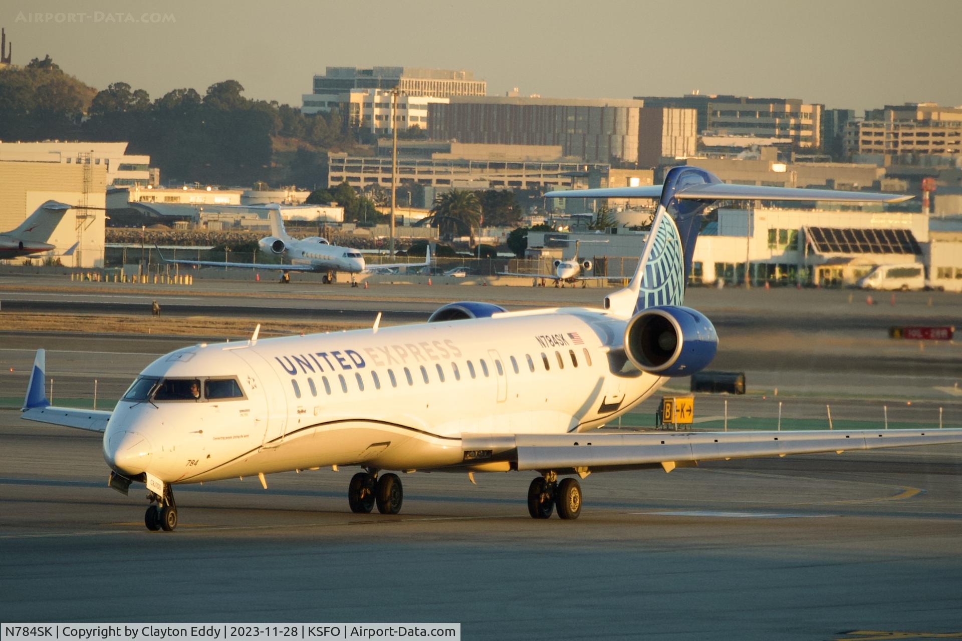 N784SK, 2009 Bombardier CRJ-700 (CL-600-2C10) Regional Jet C/N 10284, SFO 2023.