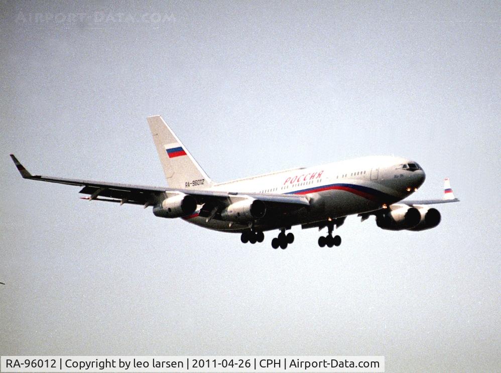 RA-96012, 1994 Ilyushin Il-96-300 C/N 74393201009, Copenhagen 26.4.2011