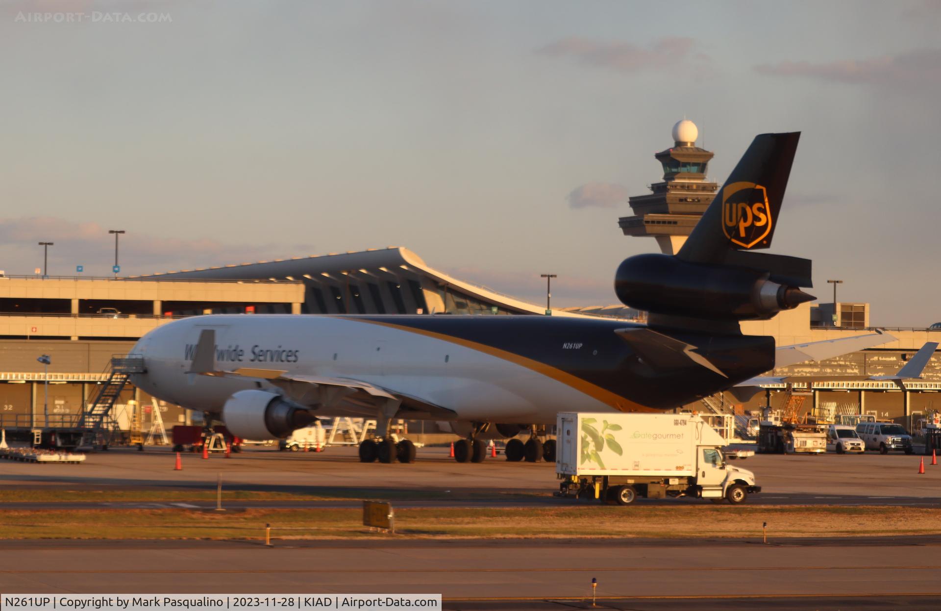 N261UP, 2001 McDonnell Douglas MD-11F C/N 48805, McDonnell Douglas MD-11F