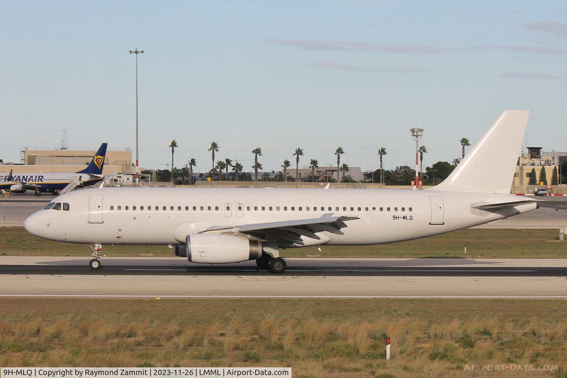 9H-MLQ, 2010 Airbus A320-232 C/N 4223, A320 9H-MLQ Avion Express Malta
