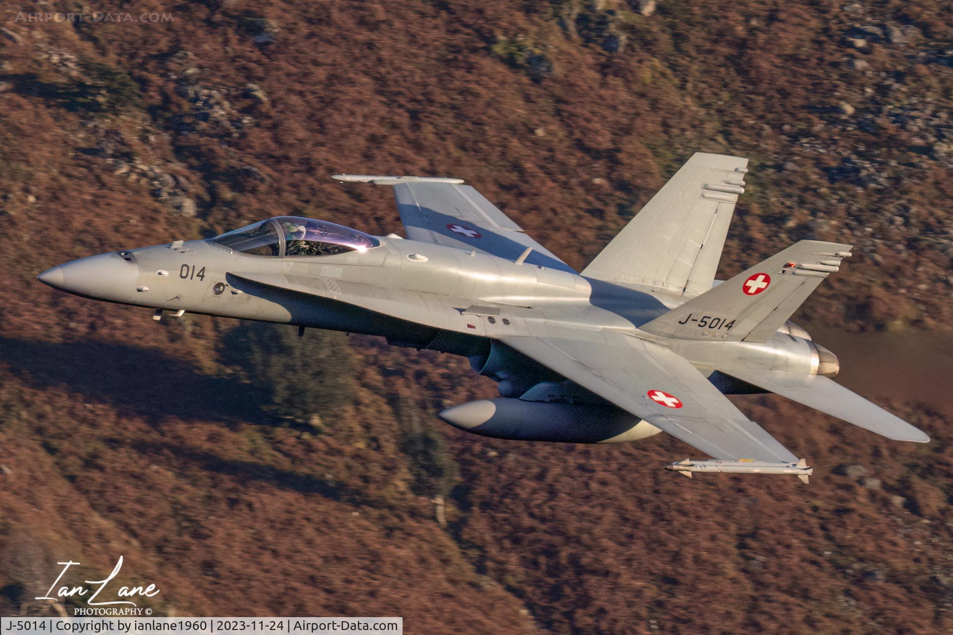 J-5014, McDonnell Douglas F/A-18C Hornet C/N 1359, Low level in Cumbria
