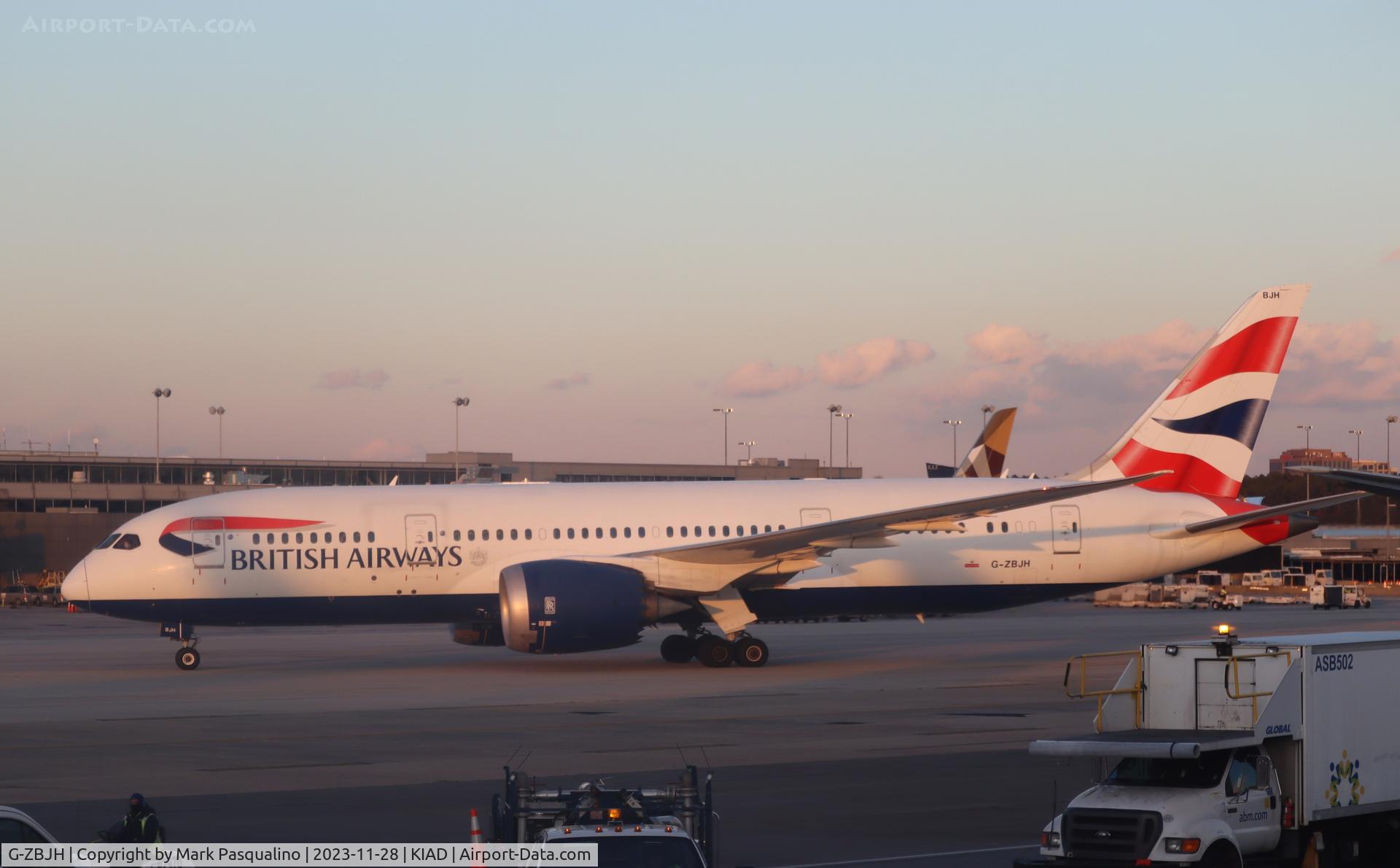 G-ZBJH, 2014 Boeing 787-8 Dreamliner C/N 38615, Boeing 787-8