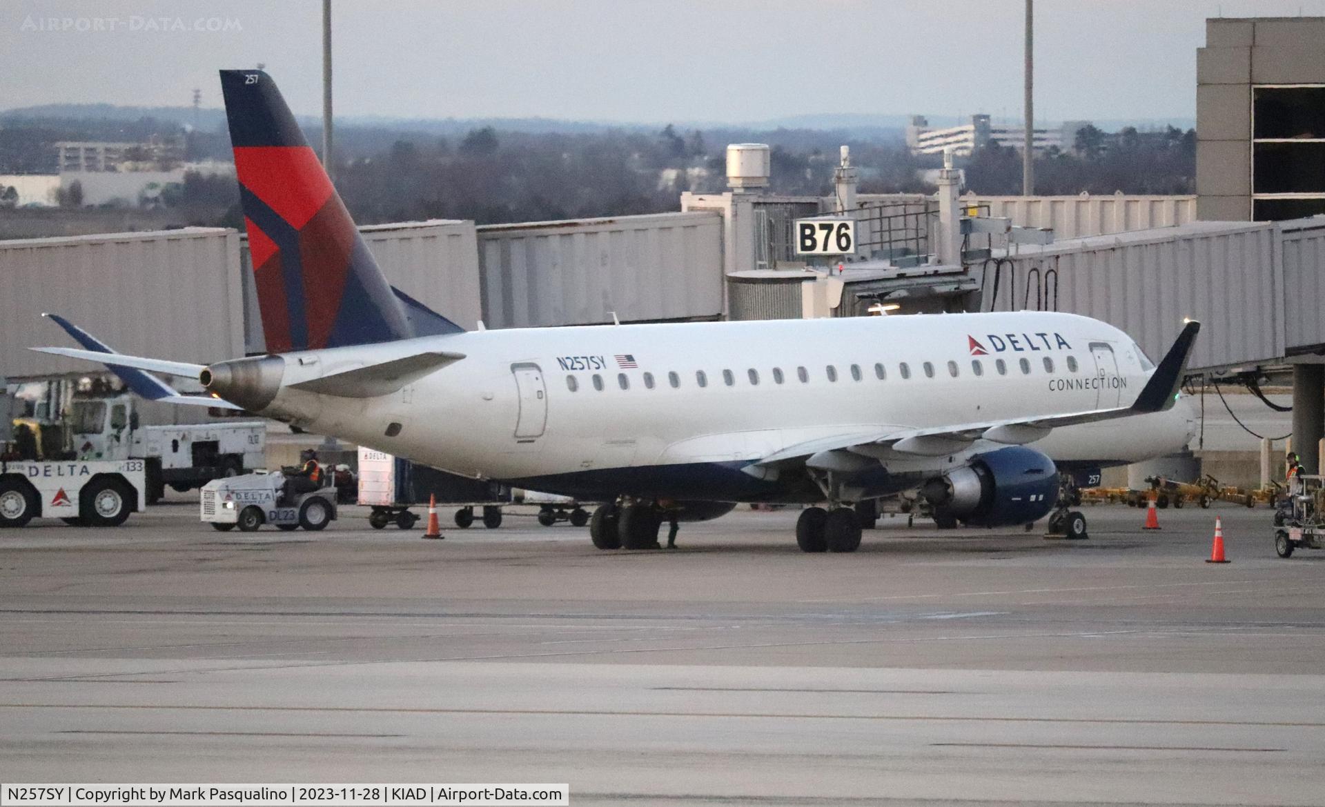 N257SY, 2017 Embraer 175LR (ERJ-170-200LR) C/N 17000648, ERJ-170-200LR