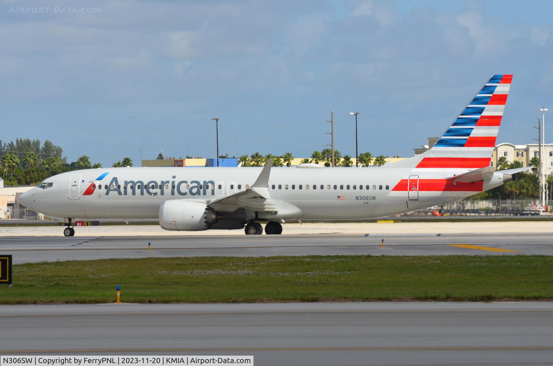 N306SW, 2021 Boeing 737-8 MAX C/N 44488, American B738 Max taxying to runway 01L