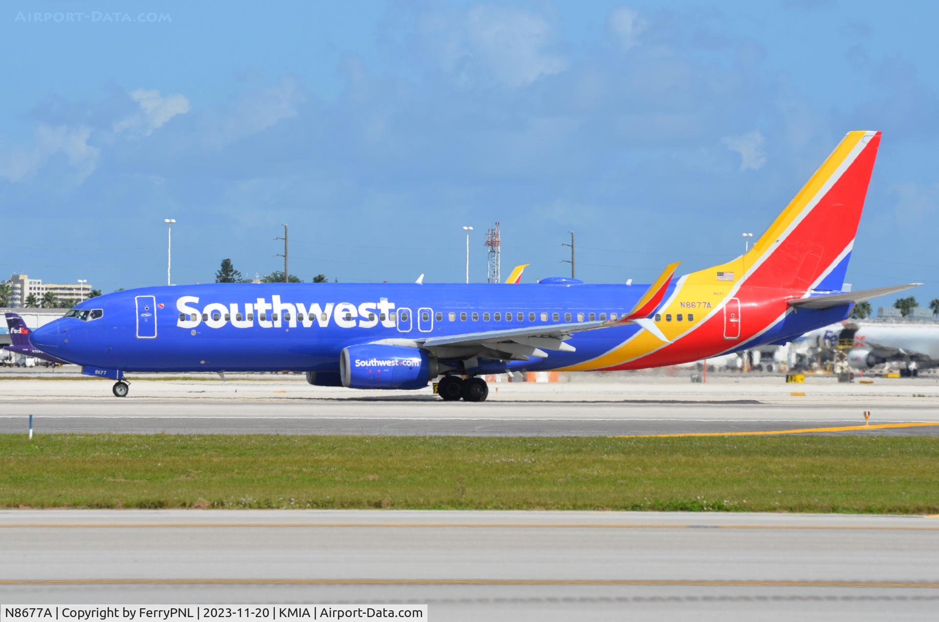 N8677A, 2016 Boeing 737-8H4 C/N 36650, Southwest B738 for departure