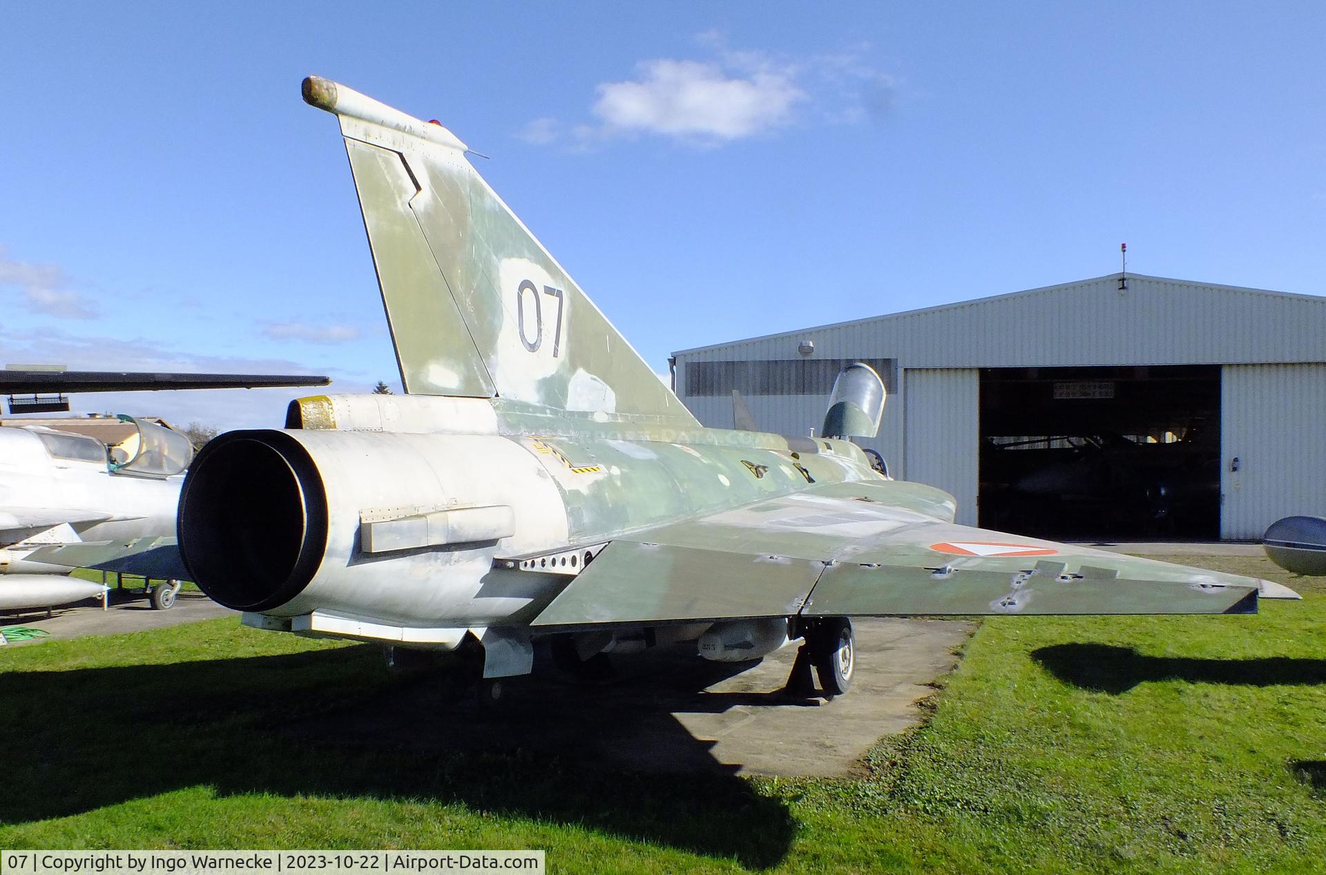 07, Saab J-35Oe MkII Draken C/N 35-1407, SAAB J35Oe Mk II Draken at the Österreichisches Luftfahrtmuseum (Austrian Aviation Museum), Graz-Thalerhof
