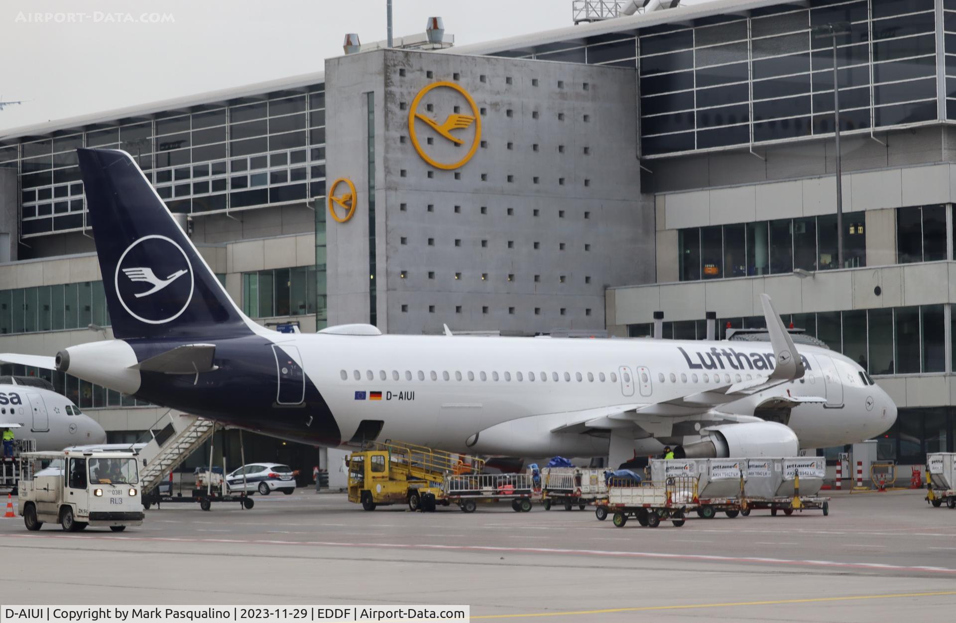 D-AIUI, 2014 Airbus A320-214 C/N 6265, Airbus A320-214