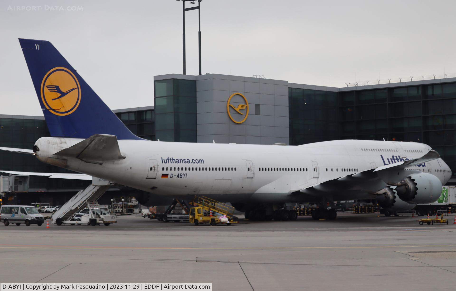 D-ABYI, 2013 Boeing 747-830 C/N 37833, Boeing 747-830