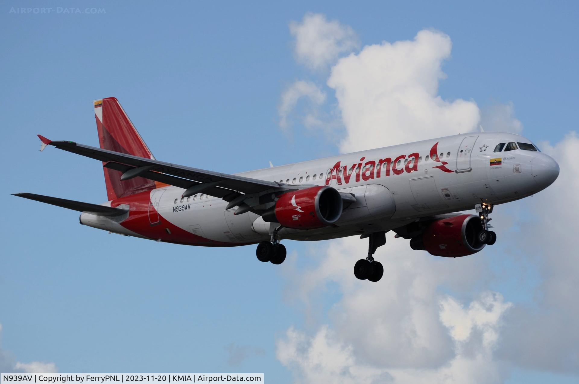 N939AV, 2011 Airbus A320-214 C/N 4939, Arrival of Avianca A320
