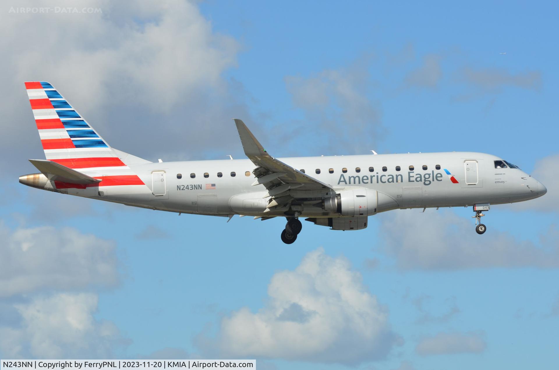 N243NN, 2016 Embraer 175LR (ERJ-170-200LR) C/N 17000604, American Eagle ERJ175