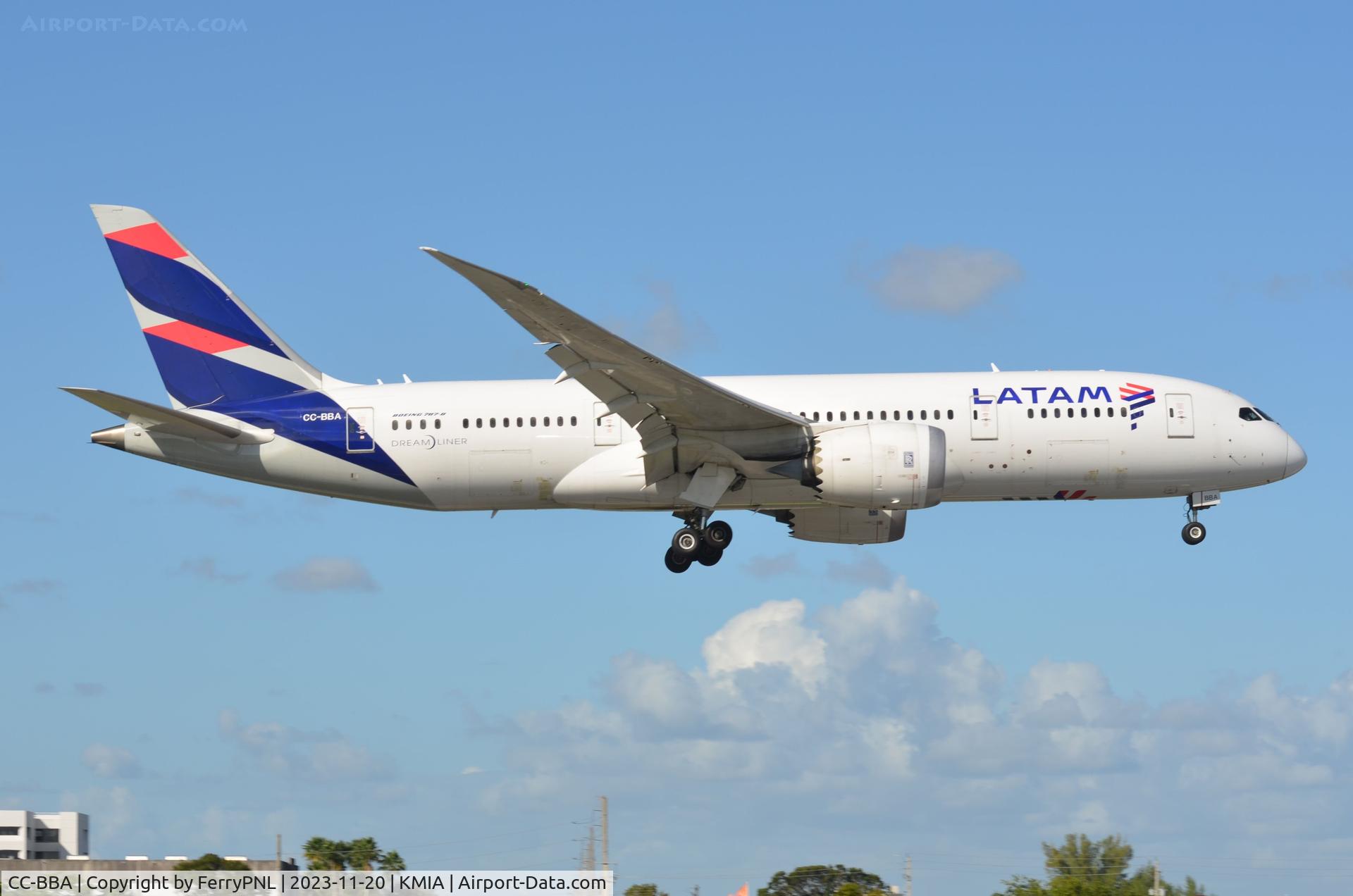 CC-BBA, 2012 Boeing 787-8 Dreamliner C/N 38471, Latam B788 about to land