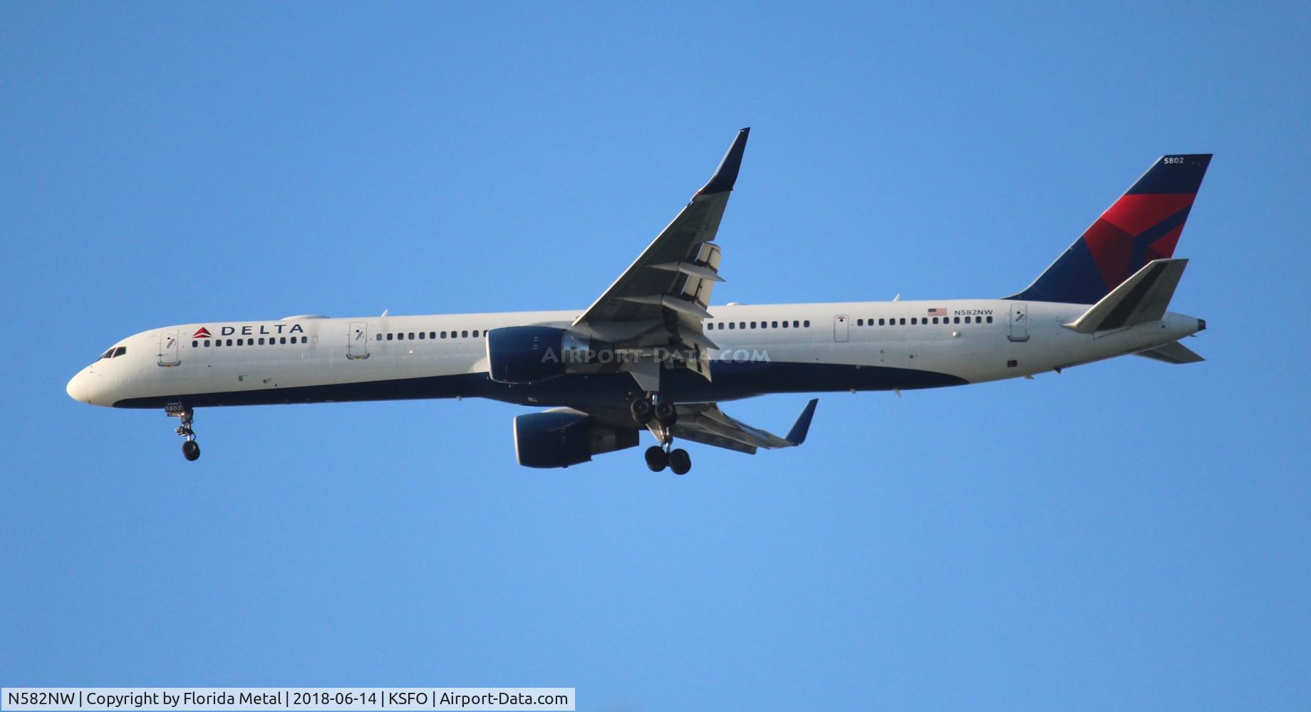 N582NW, 2002 Boeing 757-351 C/N 32981, DAL 753 zx