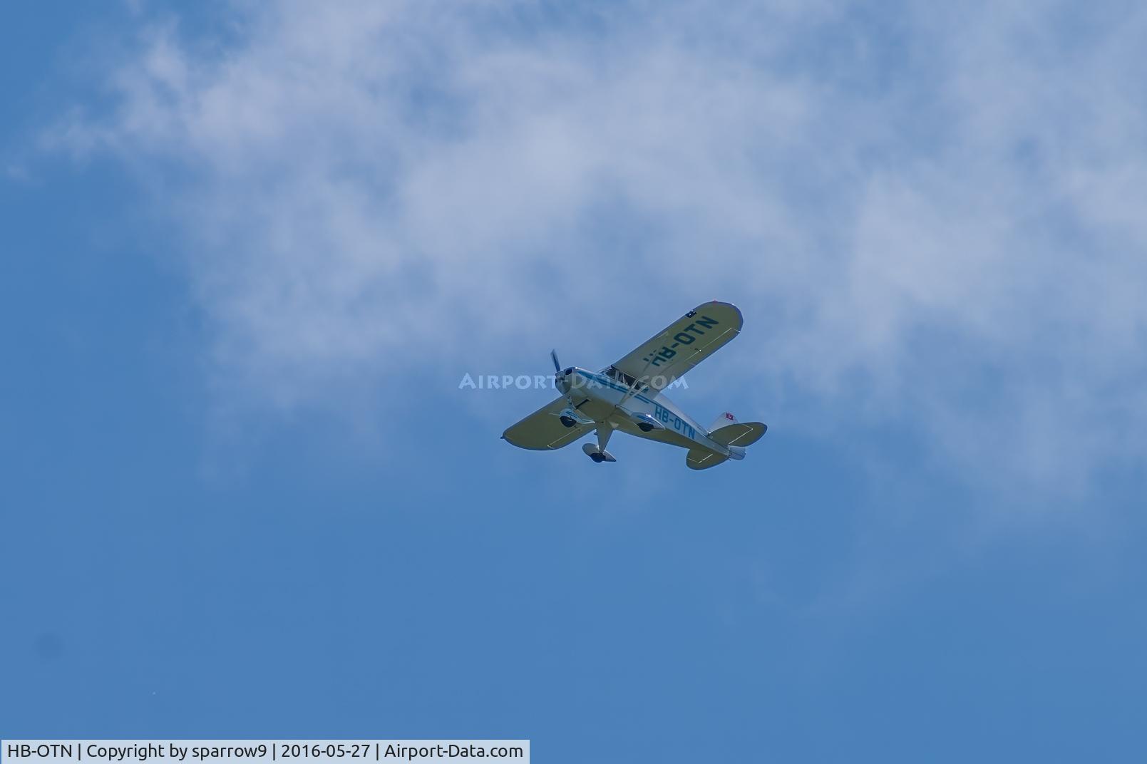 HB-OTN, 1961 Piper PA-22-108 Colt Colt C/N 22-8221, Not able to land on the Lac de Joux during the sea-plane meeting.
