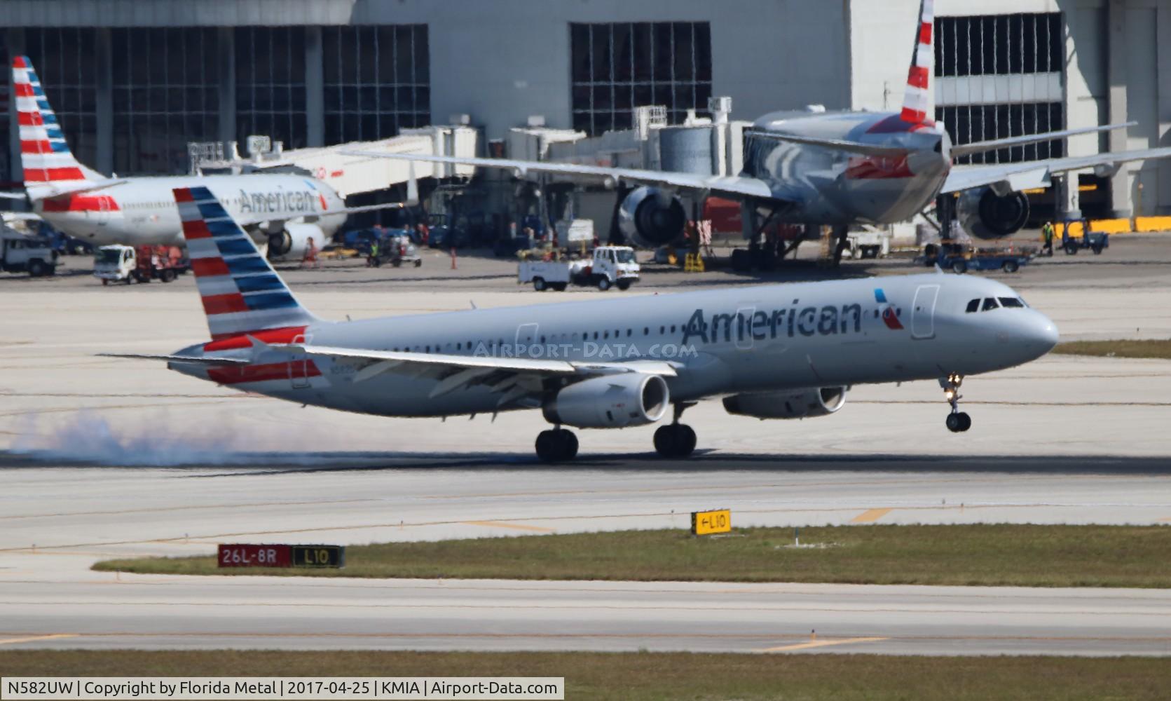 N582UW, 2014 Airbus A321-231 C/N 6175, AAL A321 zx
