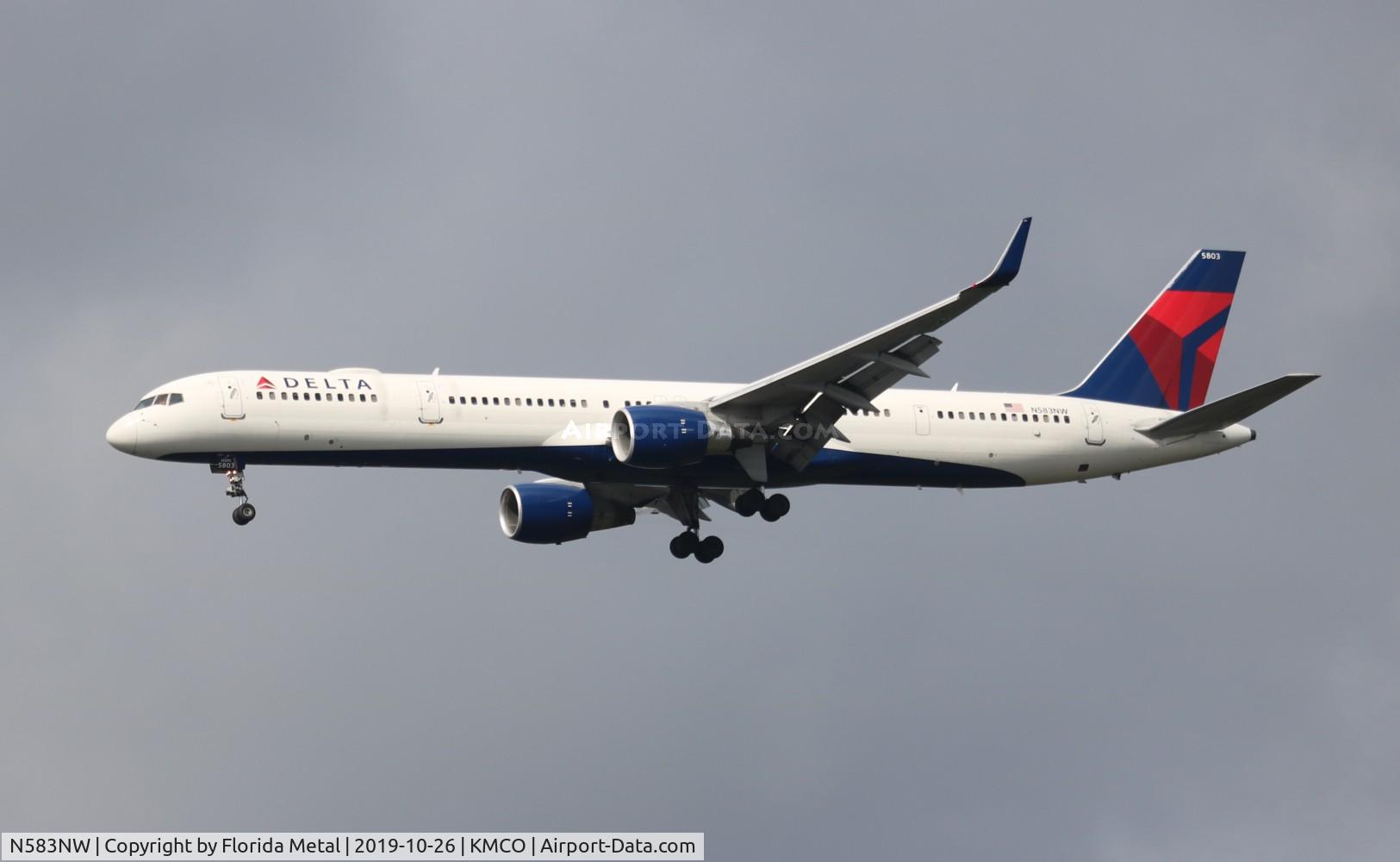 N583NW, 2002 Boeing 757-351 C/N 32983, DAL 753 zx