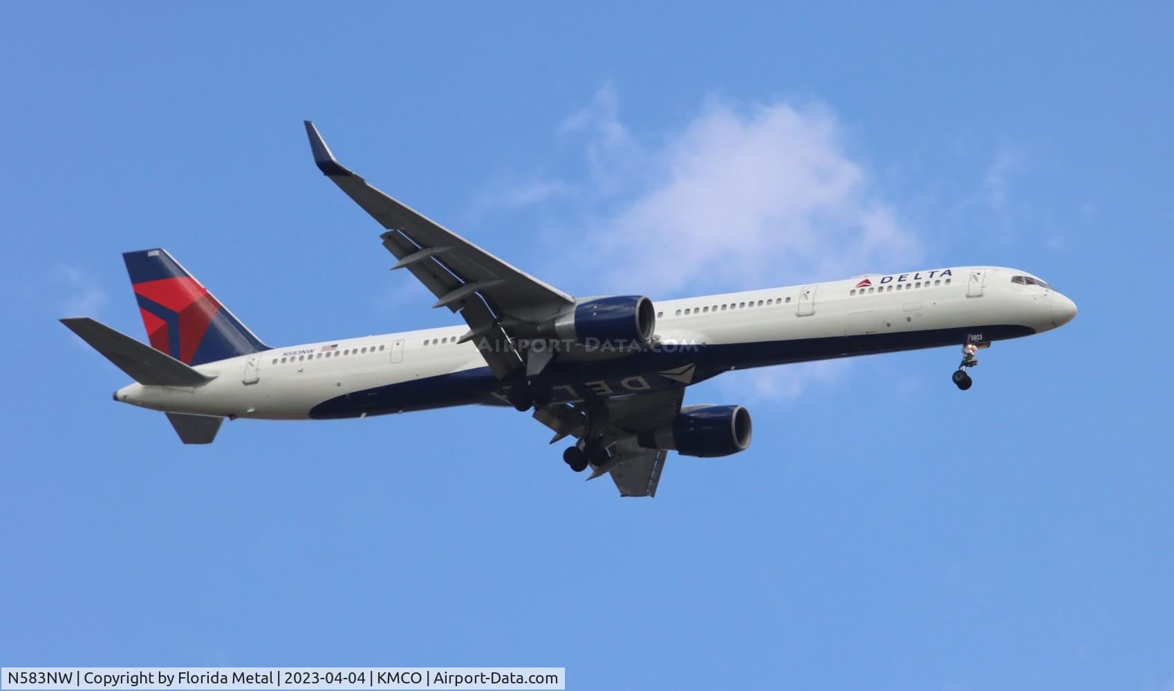 N583NW, 2002 Boeing 757-351 C/N 32983, DAL 753 zx DTW-MCO