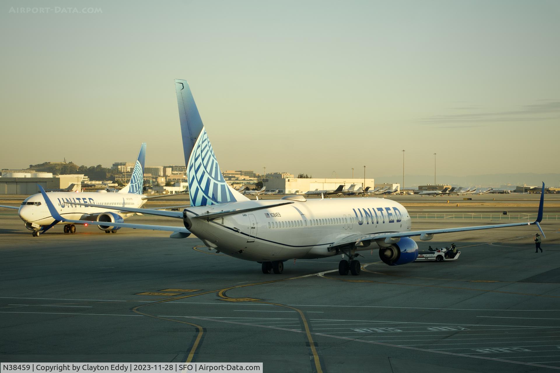 N38459, 2012 Boeing 737-924/ER C/N 37206, SFO 2023.