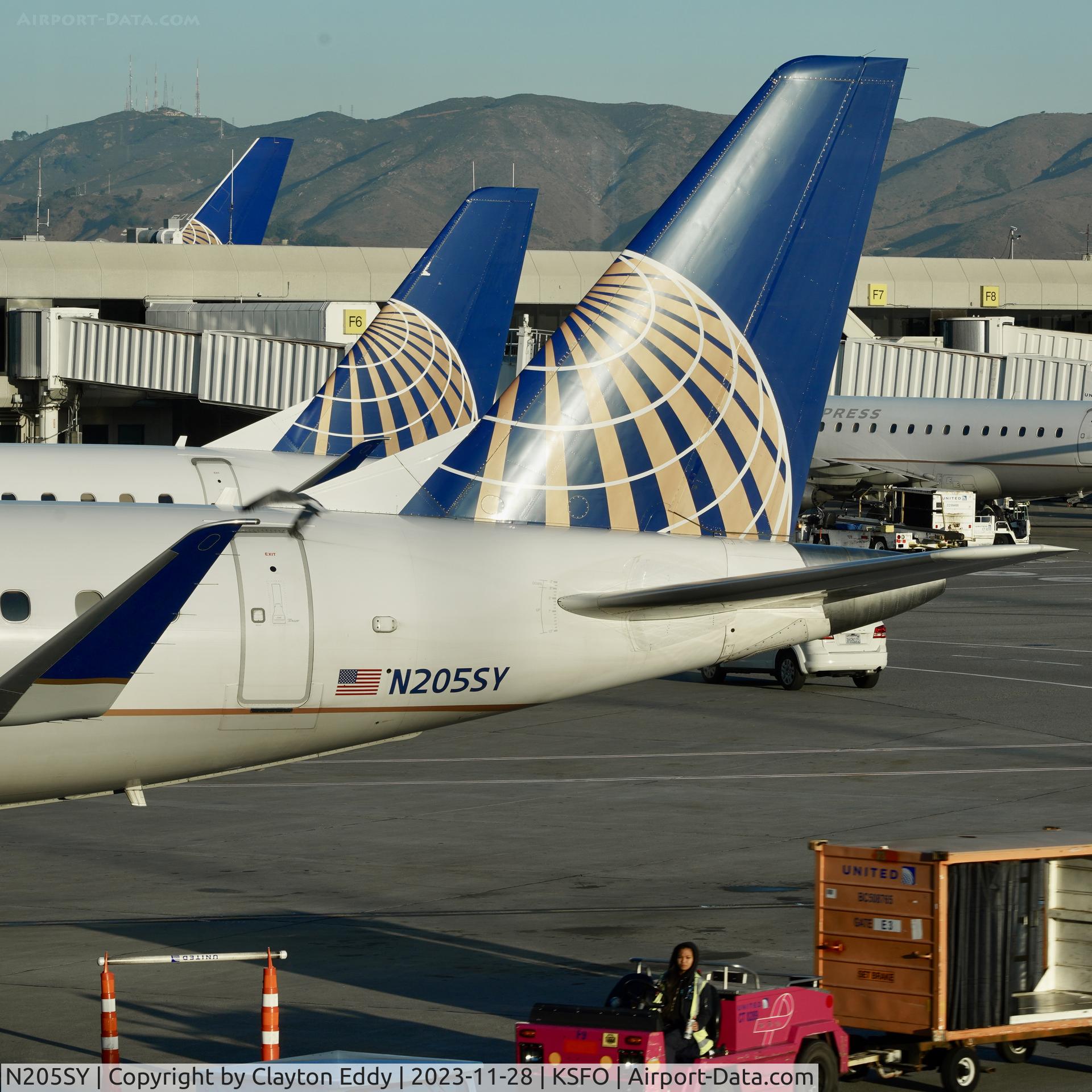 N205SY, 2017 Embraer 175LR (ERJ-170-200LR) C/N 17000636, SFO 2023,