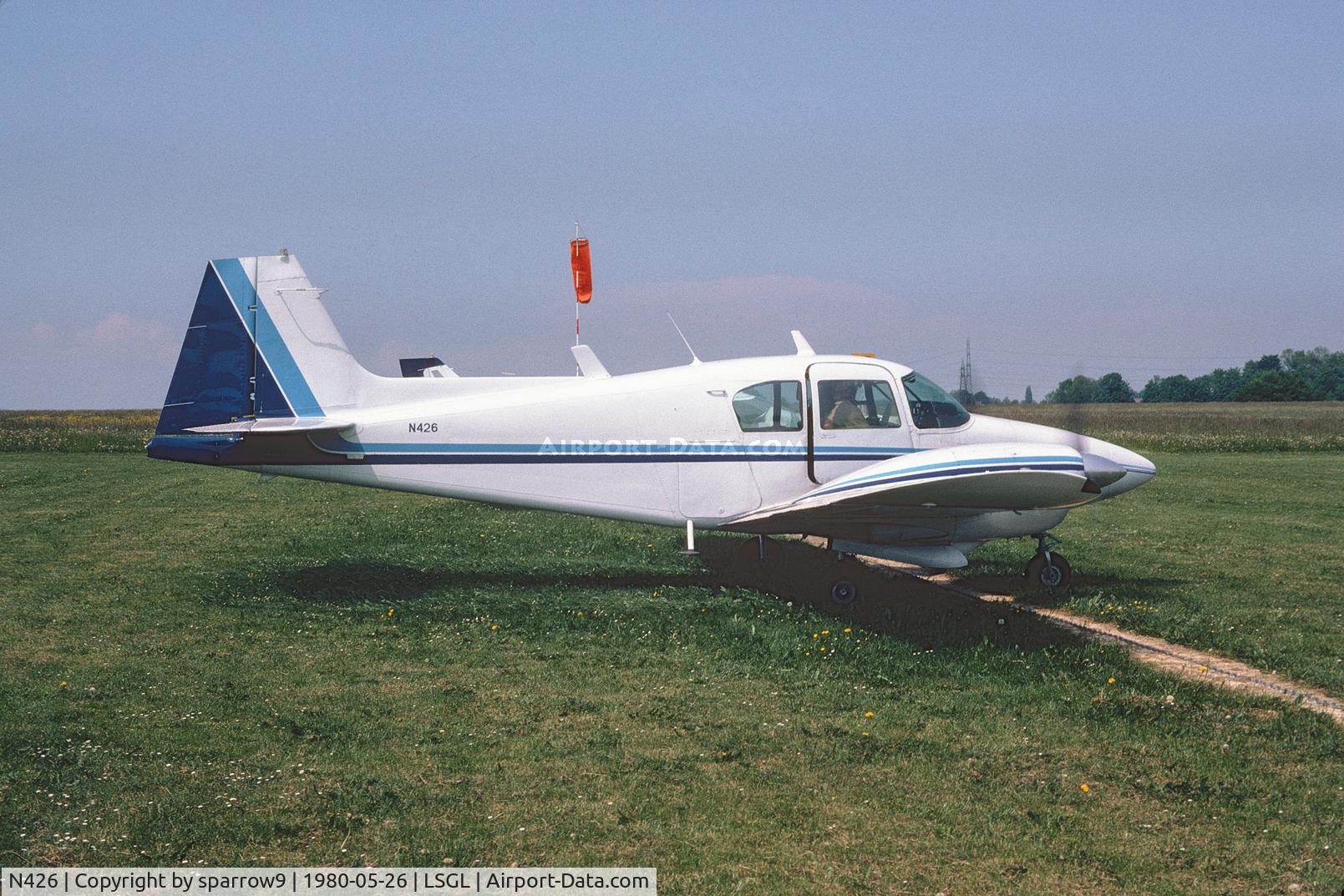 N426, 1956 Piper PA-23-150 Apache C/N 23-537, Converted to Geronimo in 1980.Parked at lausanne Blecherette.
CFIT Faroe island 1989-07-02 on its way from Bergen to Reykjavik. Scanned from a slide.