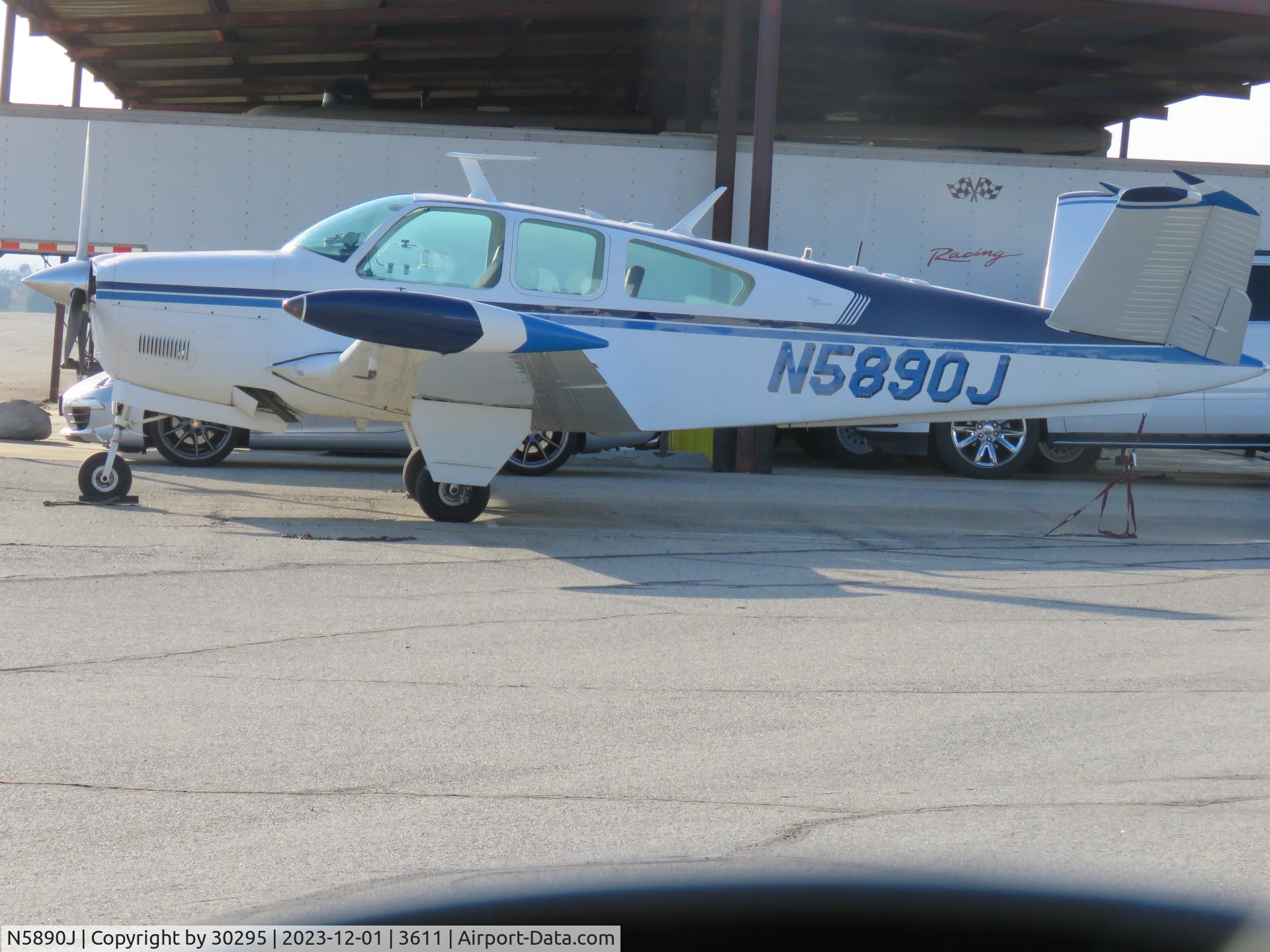 N5890J, 1965 Beech S35 Bonanza C/N D-7877, Parked