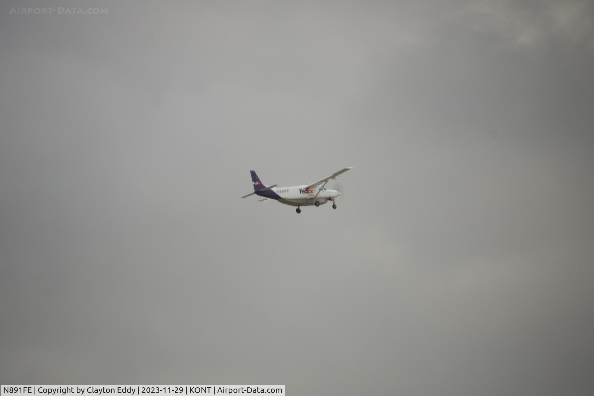 N891FE, 1990 Cessna 208B C/N 208B0221, KONT 2023.