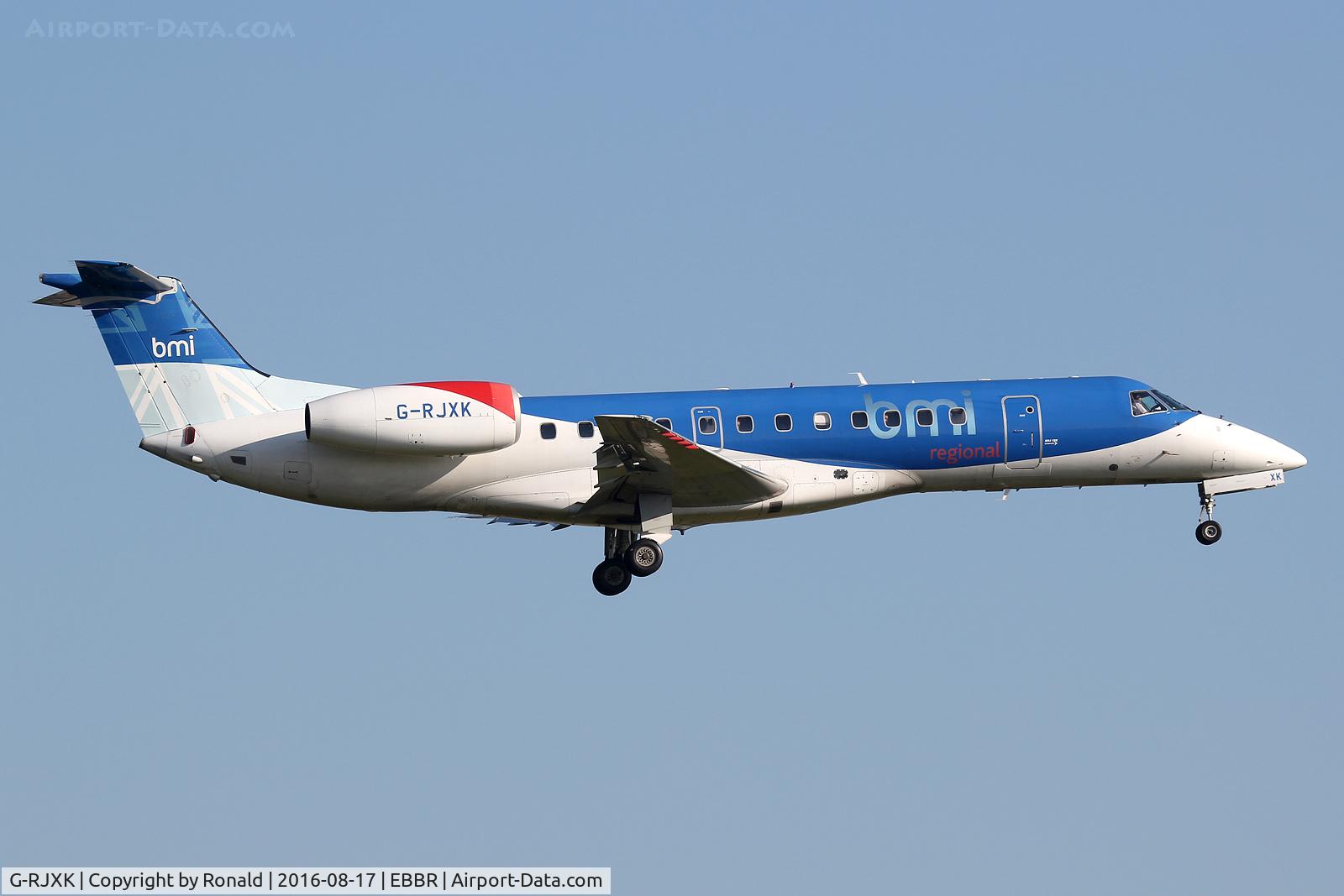 G-RJXK, 2001 Embraer ERJ-135ER (EMB-135ER) C/N 145494, at bru