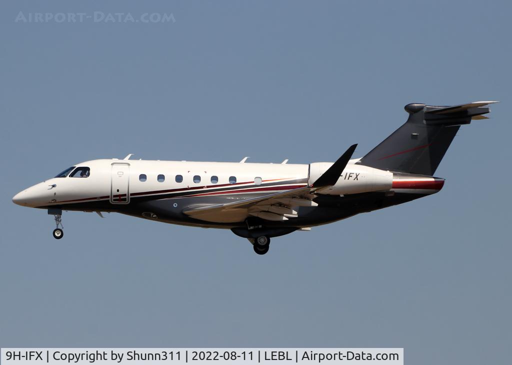 9H-IFX, 2019 Embraer EMB-550 Praetor 600 C/N 55020122, Landing rwy 24R