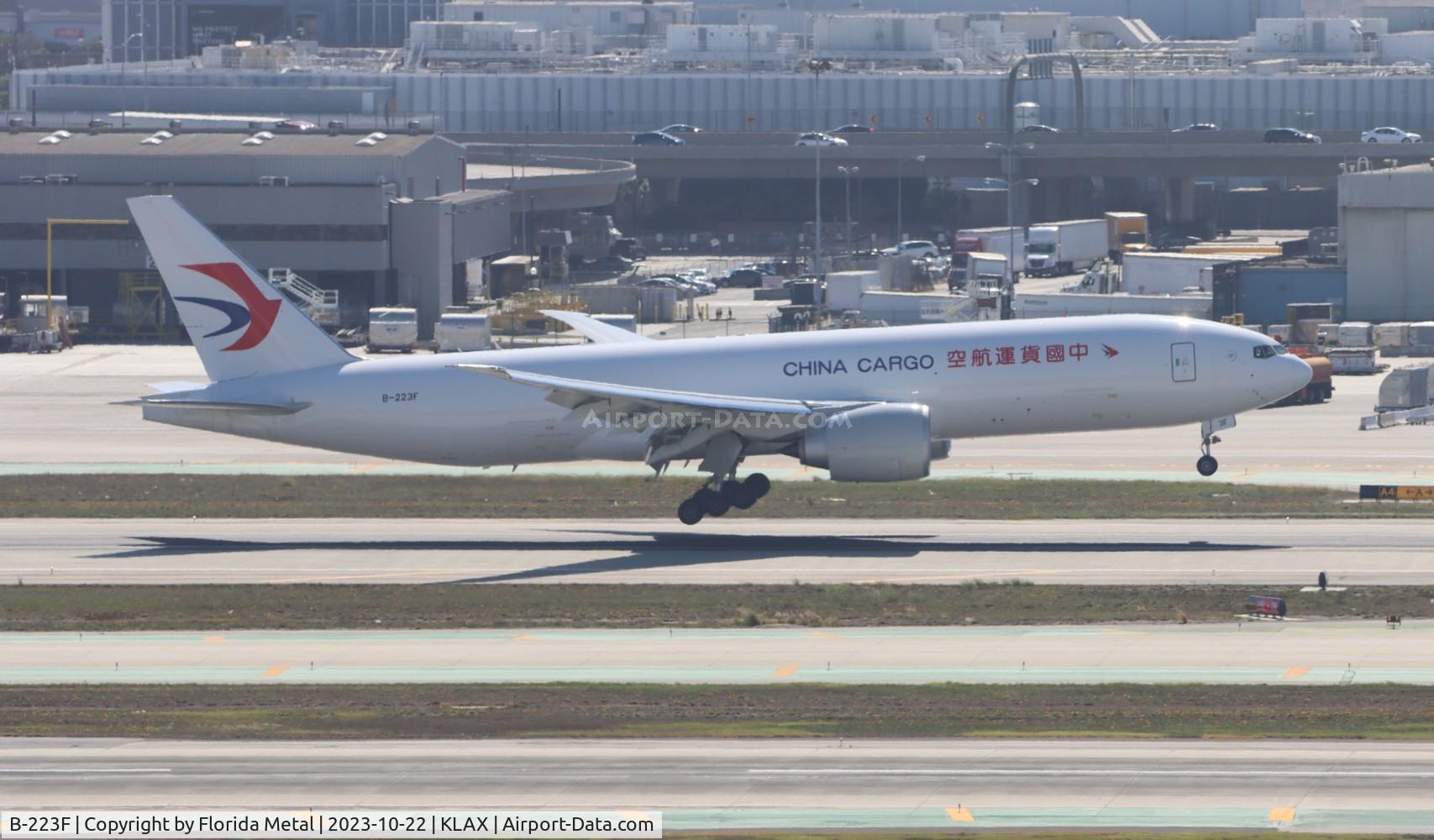 B-223F, 2023 Boeing 777-F C/N 67800, CKK 772F zx PVG-LAX
