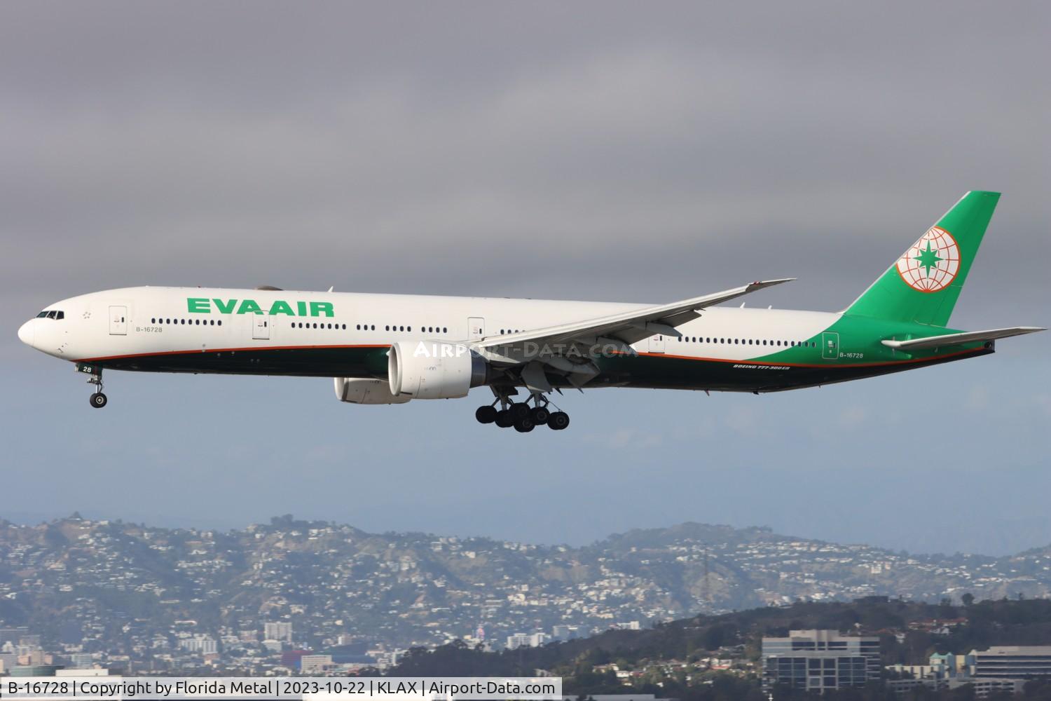 B-16728, 2016 Boeing 777-36N/ER C/N 42104, EVA 773 zx TPE-LAX