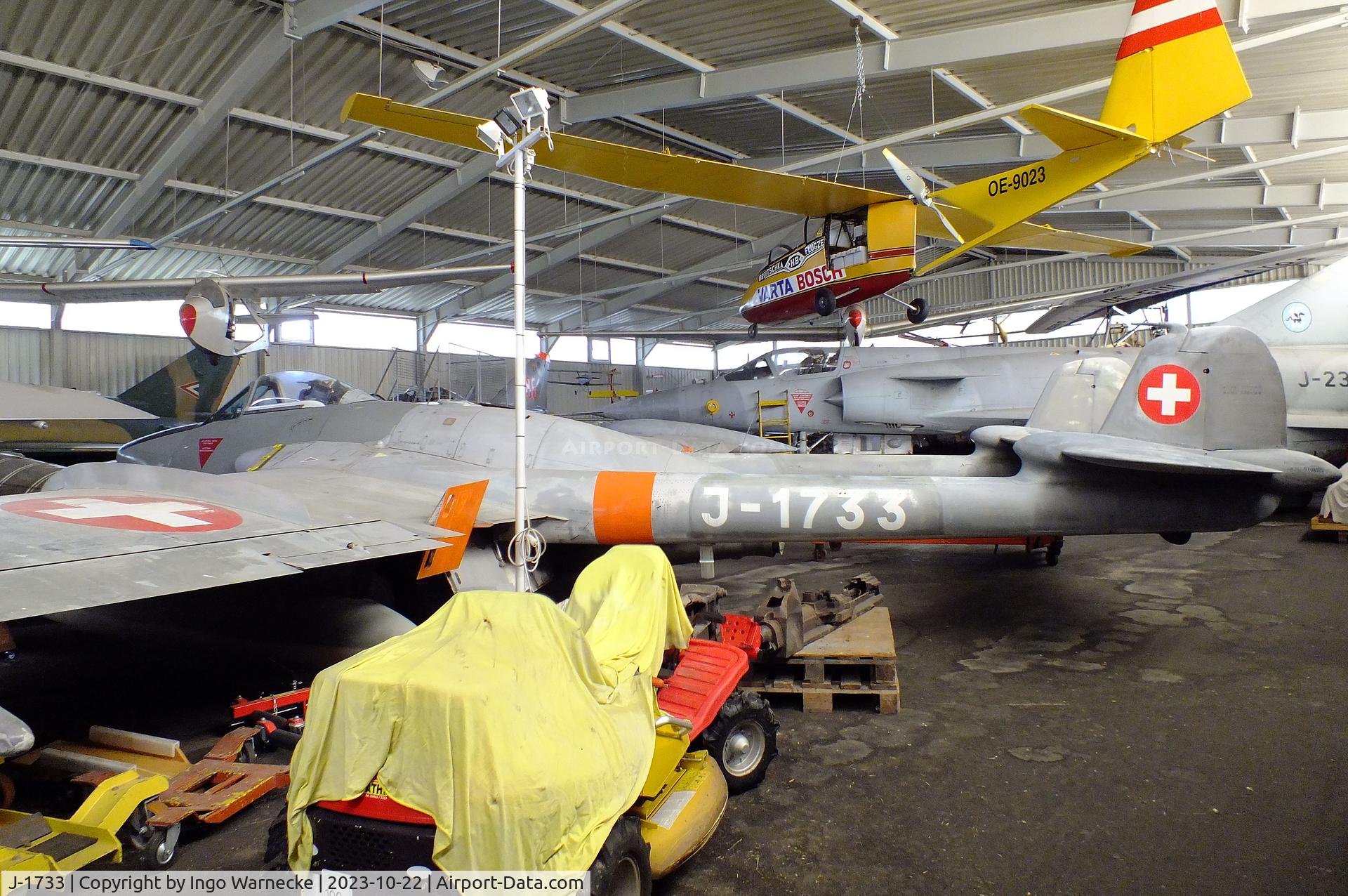 J-1733, De Havilland (F+W Emmen) DH-112 Venom FB.54 C/N 903, De Havilland (F+W Emmen) D.H.112 Venom FB54 at the Österreichisches Luftfahrtmuseum (Austrian Aviation Museum), Graz-Thalerhof