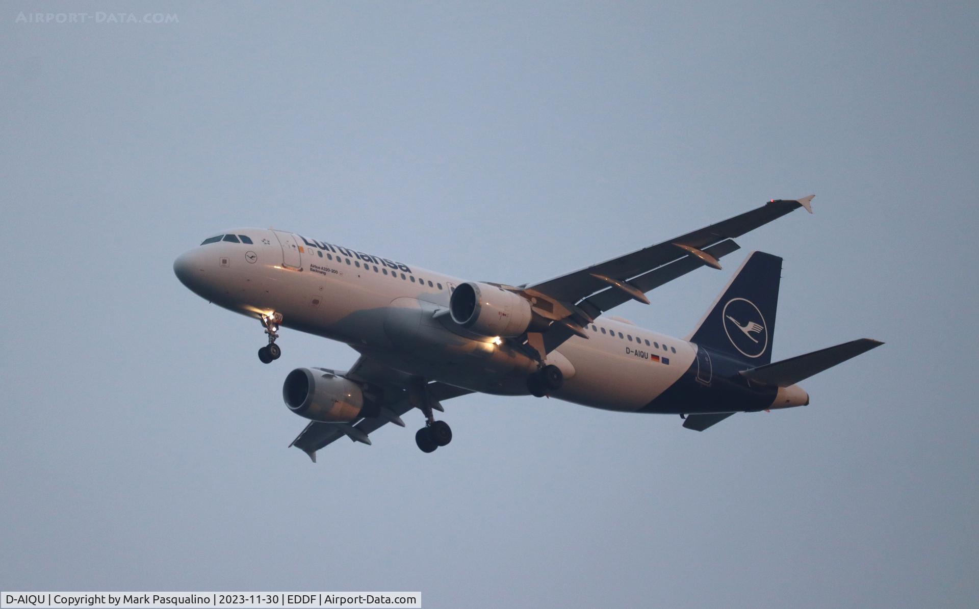 D-AIQU, 2000 Airbus A320-211 C/N 1365, Airbus A320-211