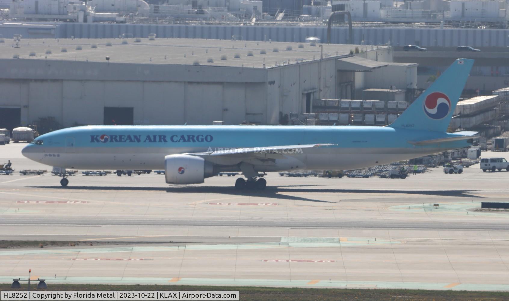 HL8252, 2012 Boeing 777-FB5 C/N 37638, KAL 777-F zx LAX-ICN